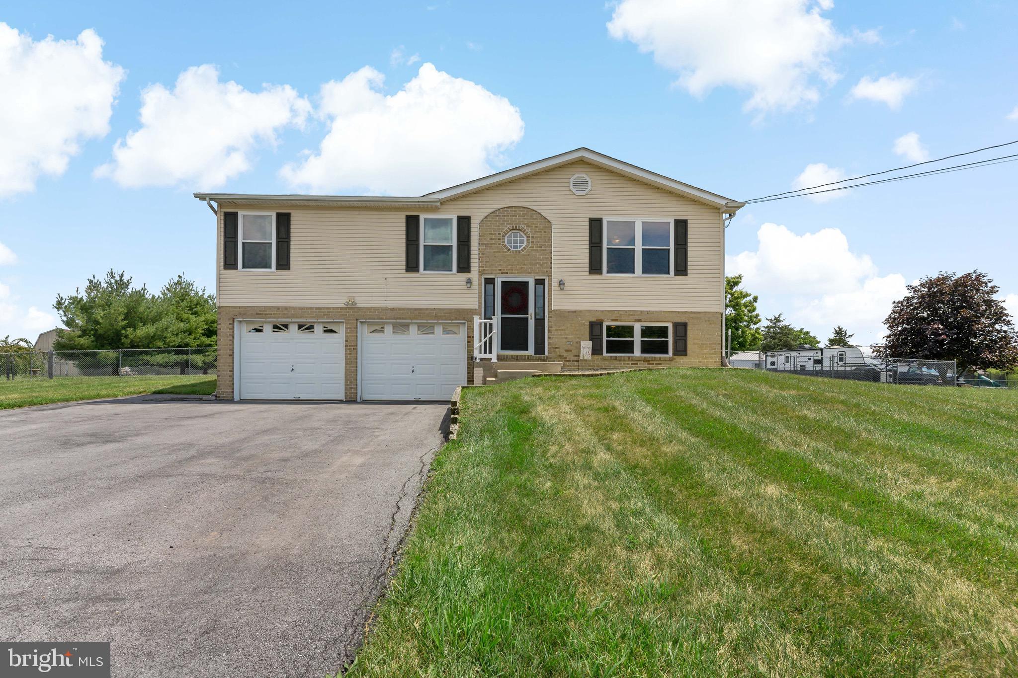 RIDGEWAY EAST - Residential