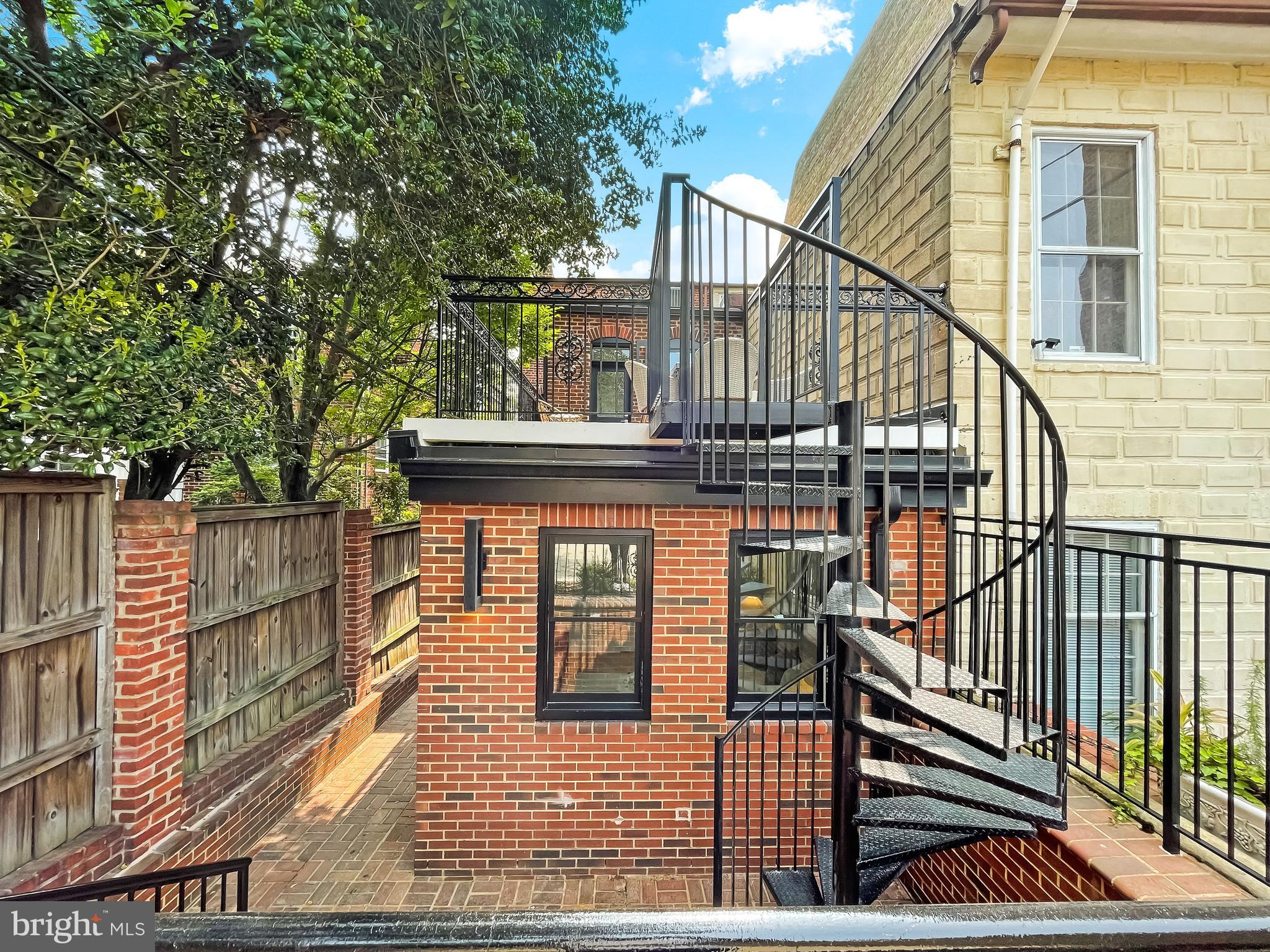 OLD TOWN - Residential