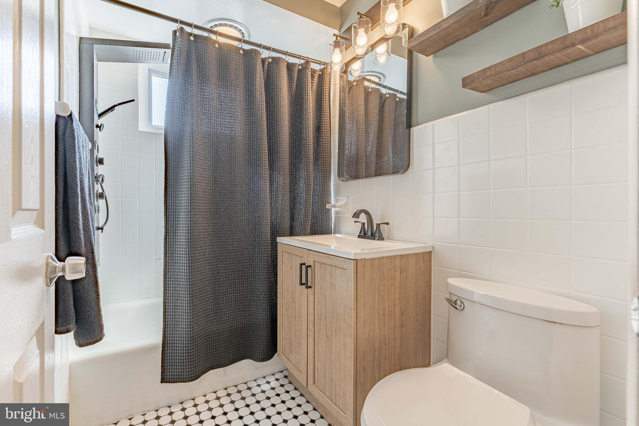 LEEDOM ESTS - Residential