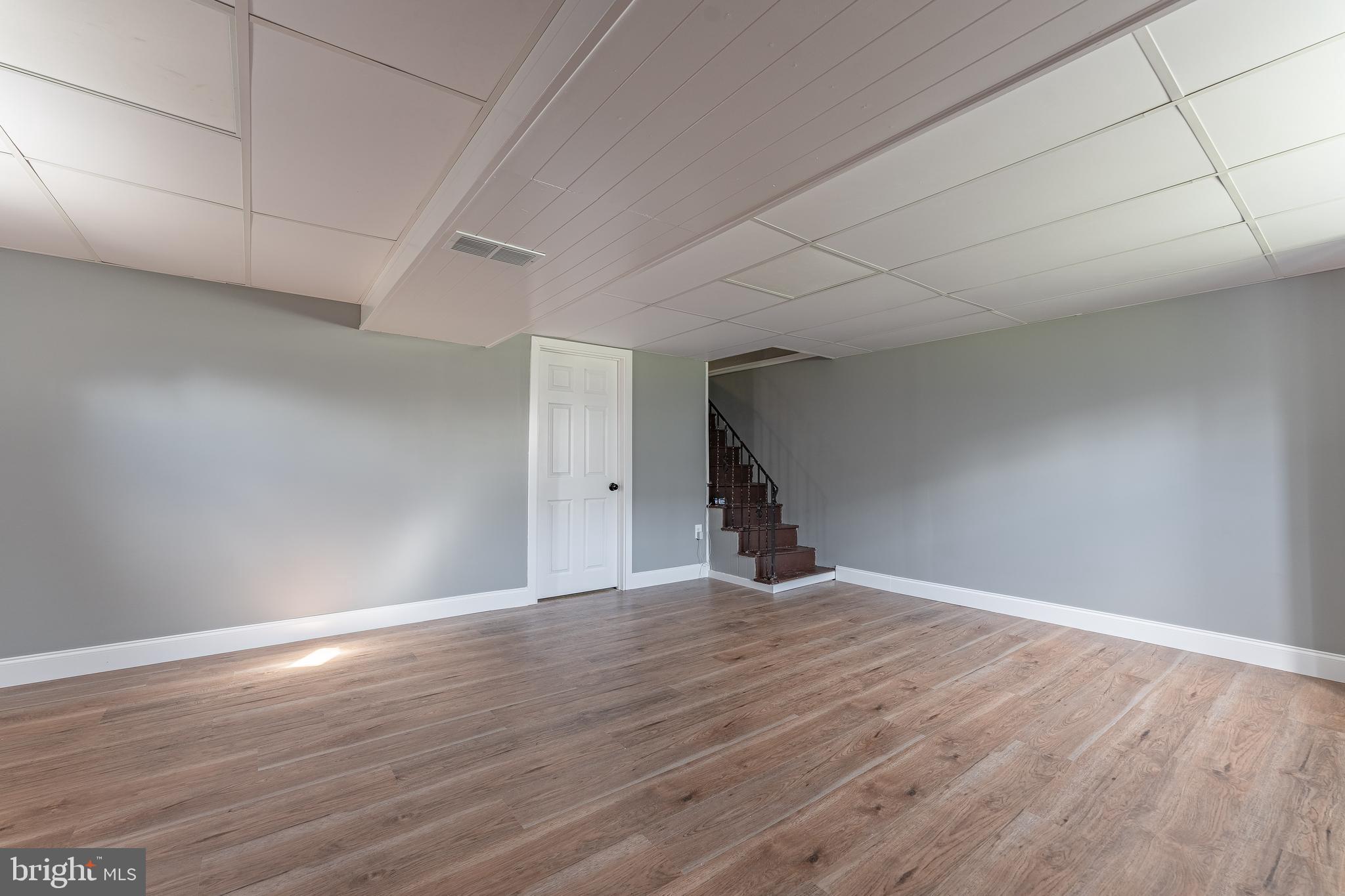 LEEDOM ESTS - Residential