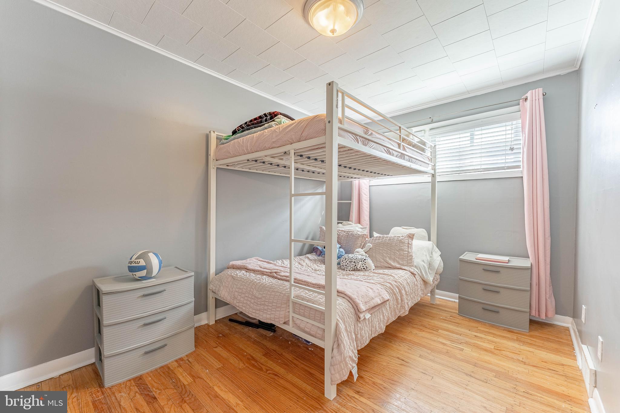 LEEDOM ESTS - Residential