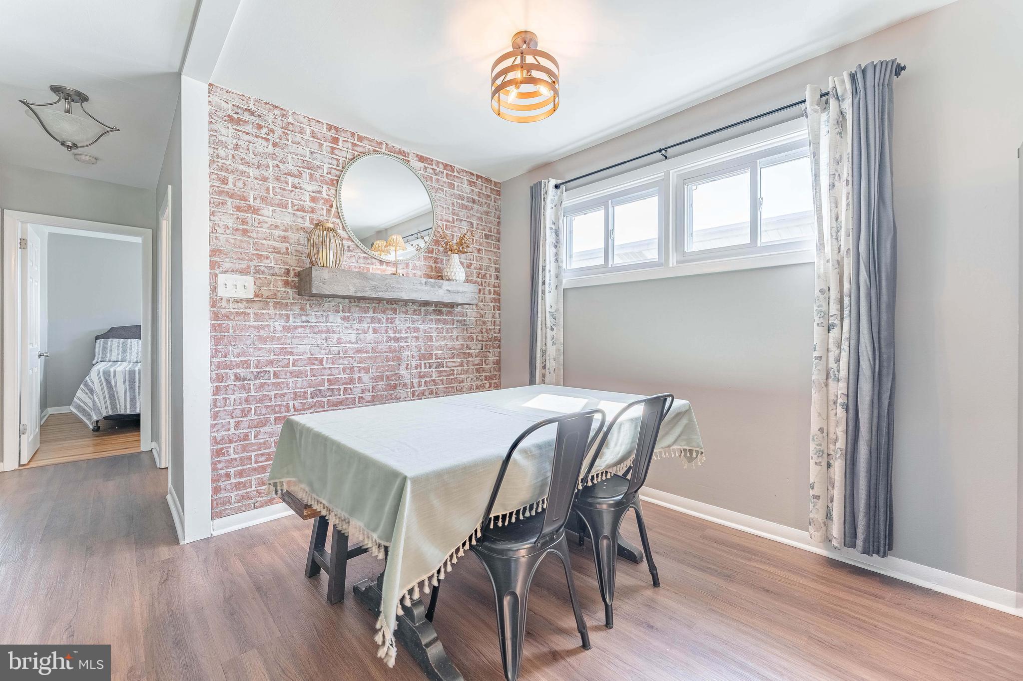 LEEDOM ESTS - Residential