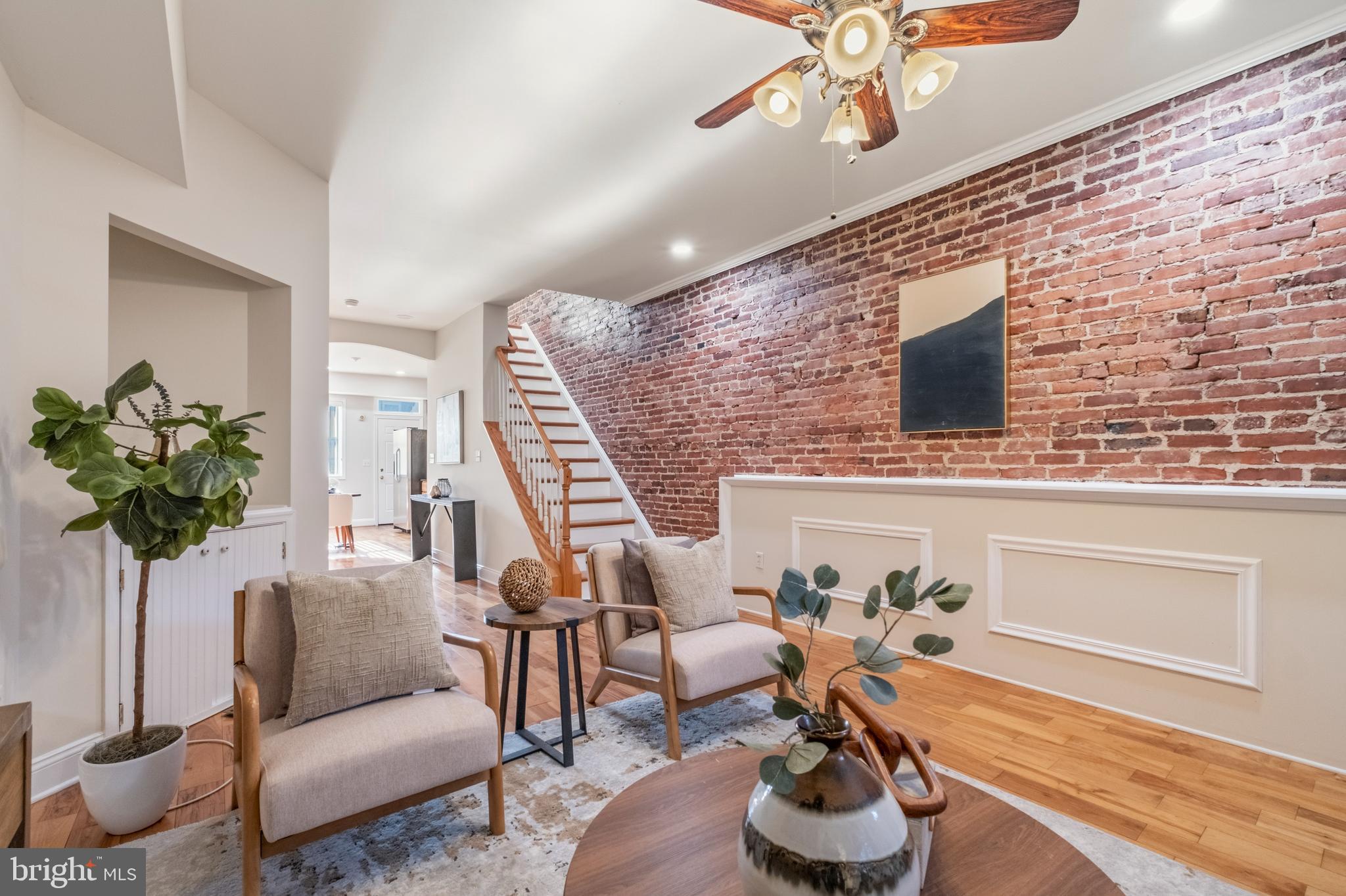 132 N LINWOOD AVENUE