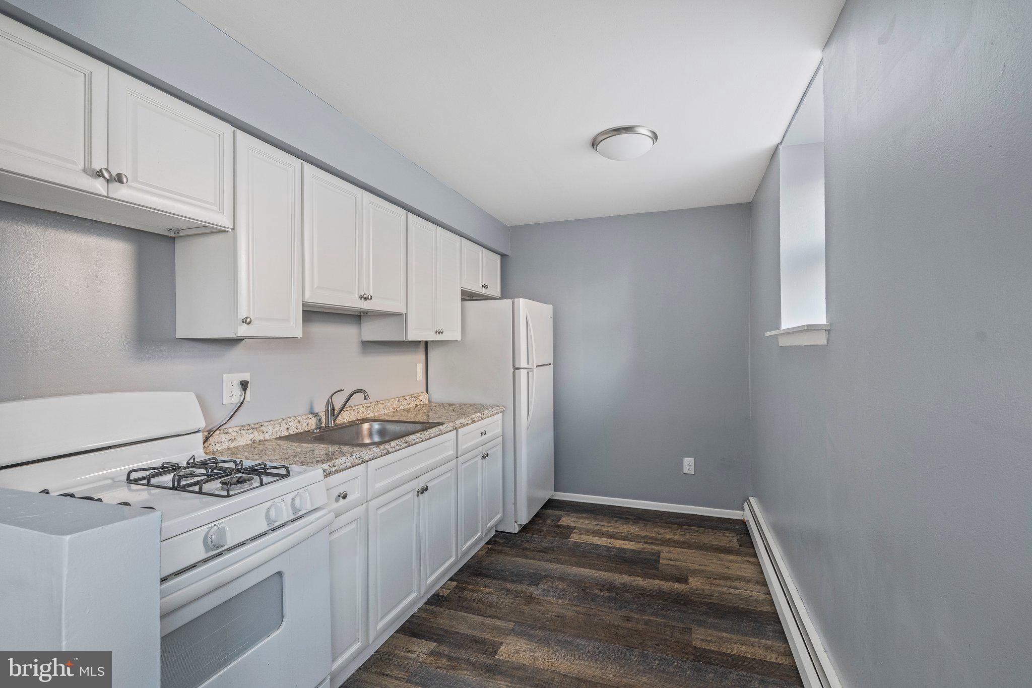 RHAWNHURST - Residential Lease