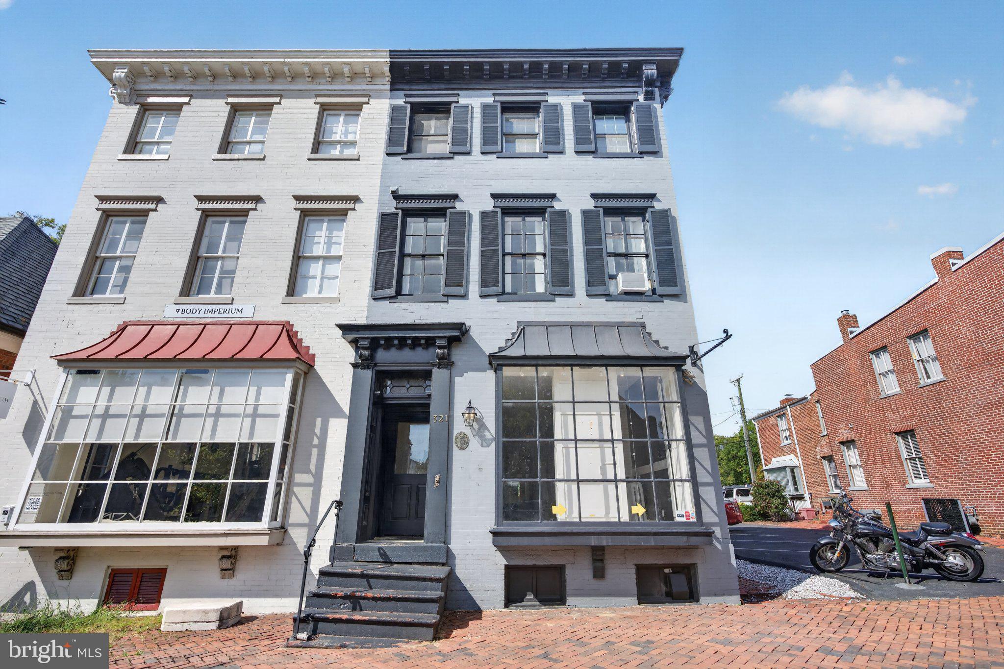 319 - 321 S WASHINGTON STREET