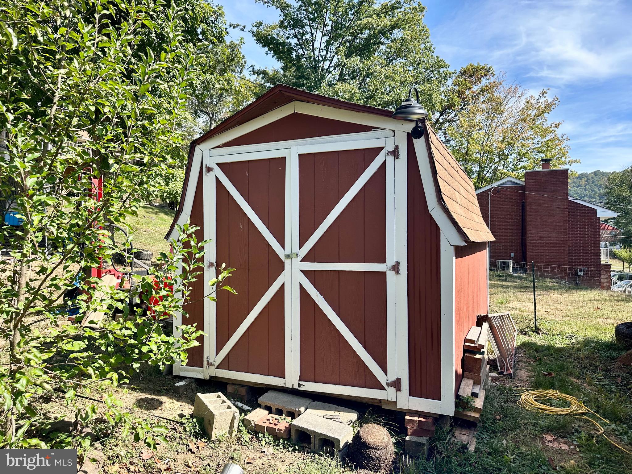 BOWLING GREEN - Residential