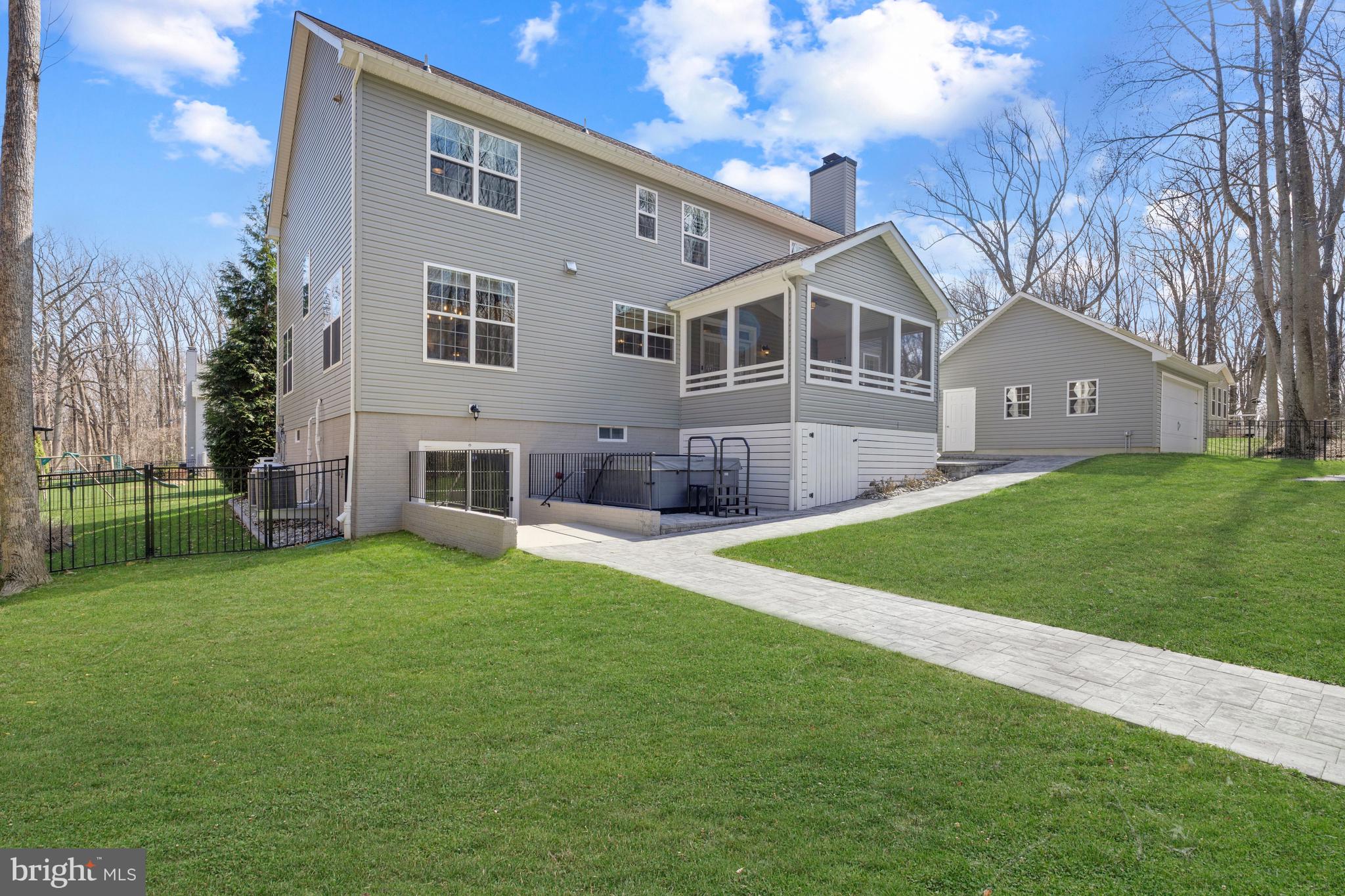 ANNAPOLIS - Residential