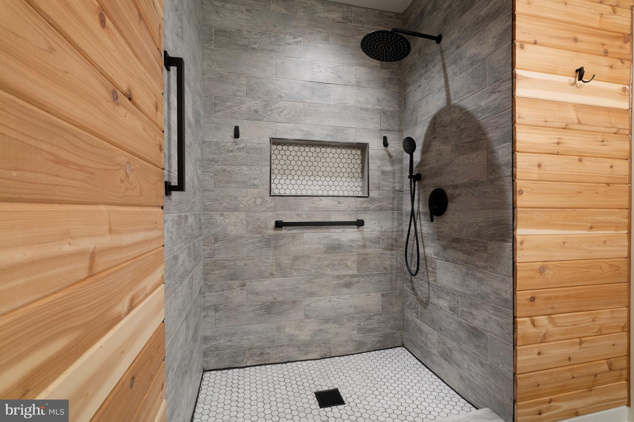 ANNAPOLIS - Residential