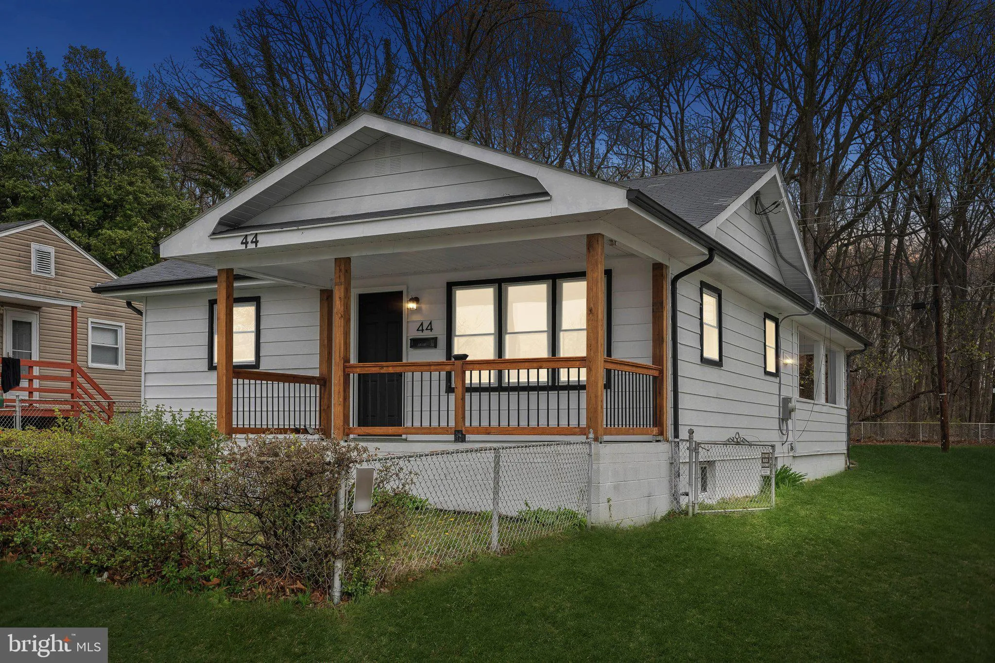 Middle River, Maryland 21220, United States, 4 Bedrooms Bedrooms, ,3 BathroomsBathrooms,Residential,Pending,103886