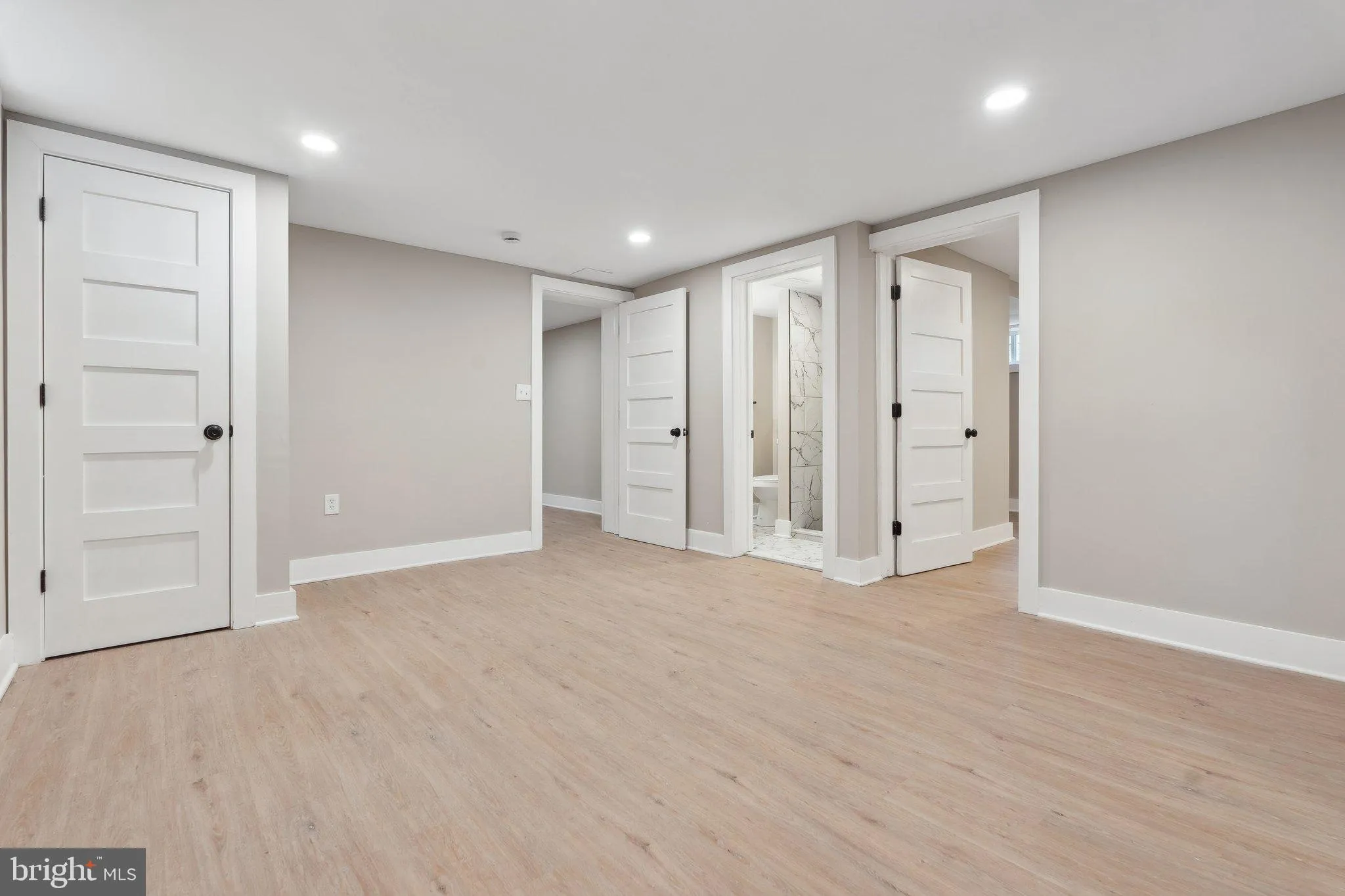 Middle River, Maryland 21220, United States, 4 Bedrooms Bedrooms, ,3 BathroomsBathrooms,Residential,Pending,103886