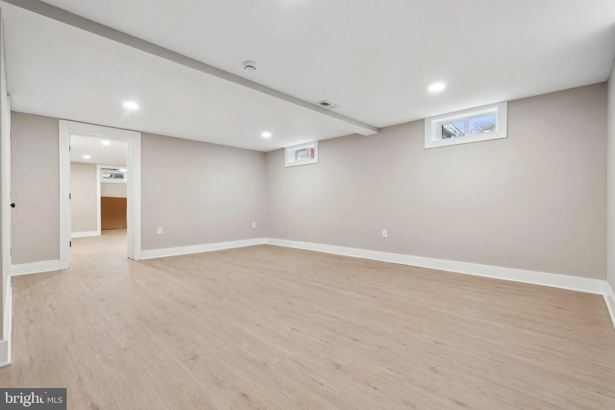 Middle River, Maryland 21220, United States, 4 Bedrooms Bedrooms, ,3 BathroomsBathrooms,Residential,Pending,103886