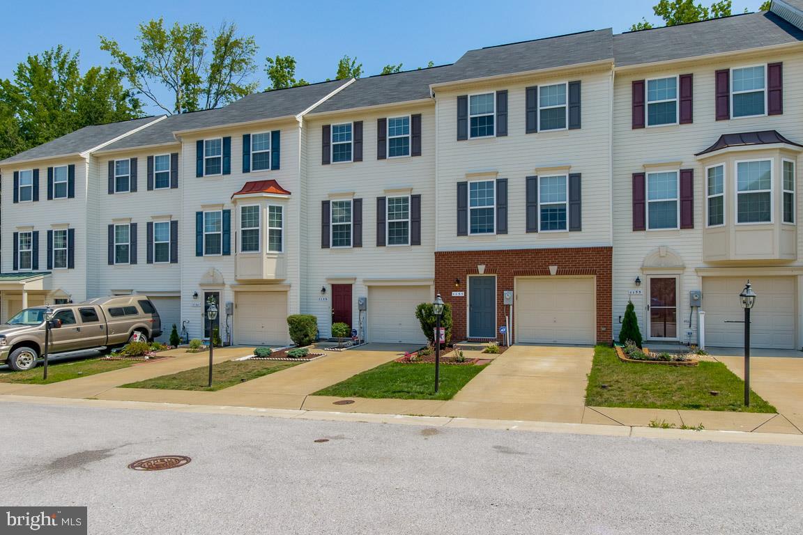 TANYARD SPRINGS - Residential Lease