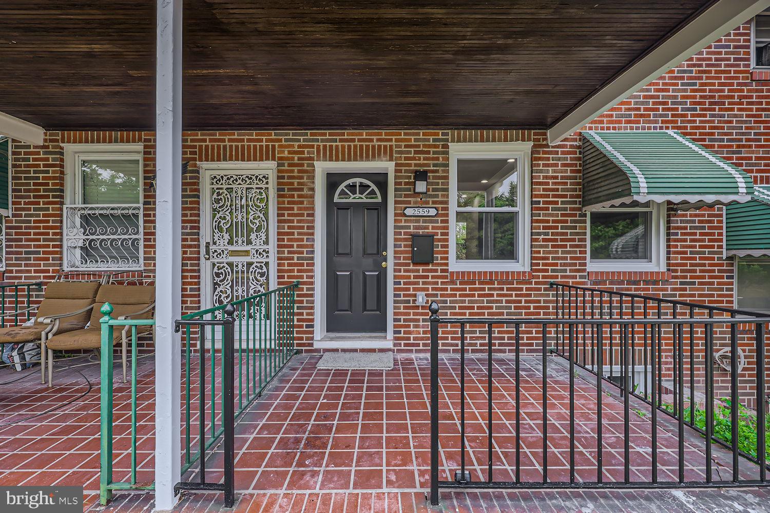 MONTEBELLO - Residential