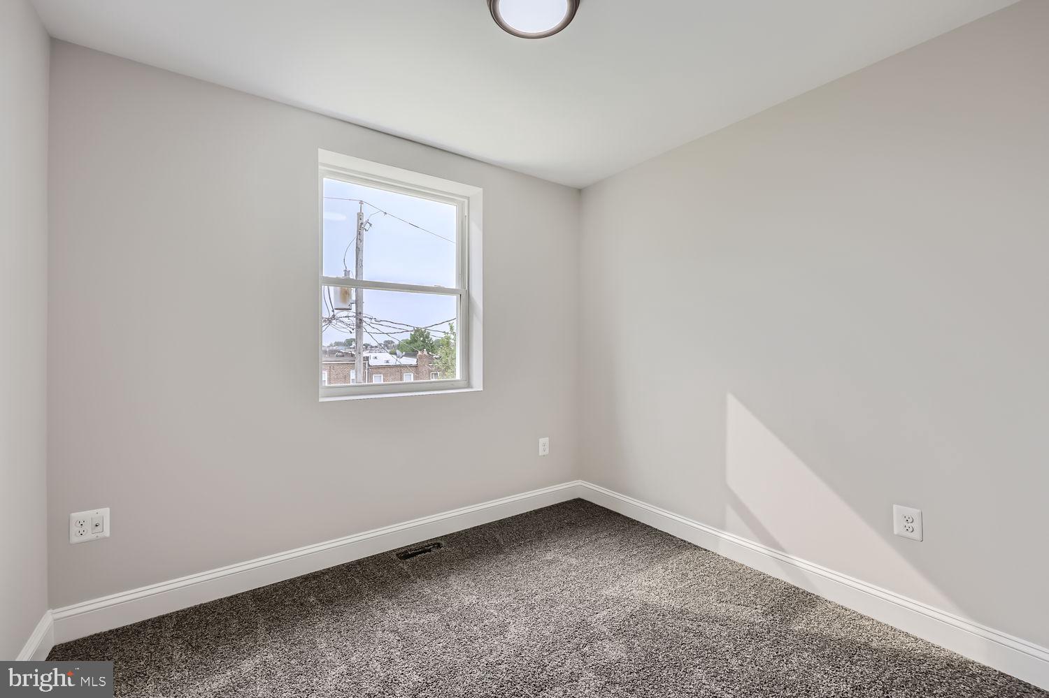 MONTEBELLO - Residential