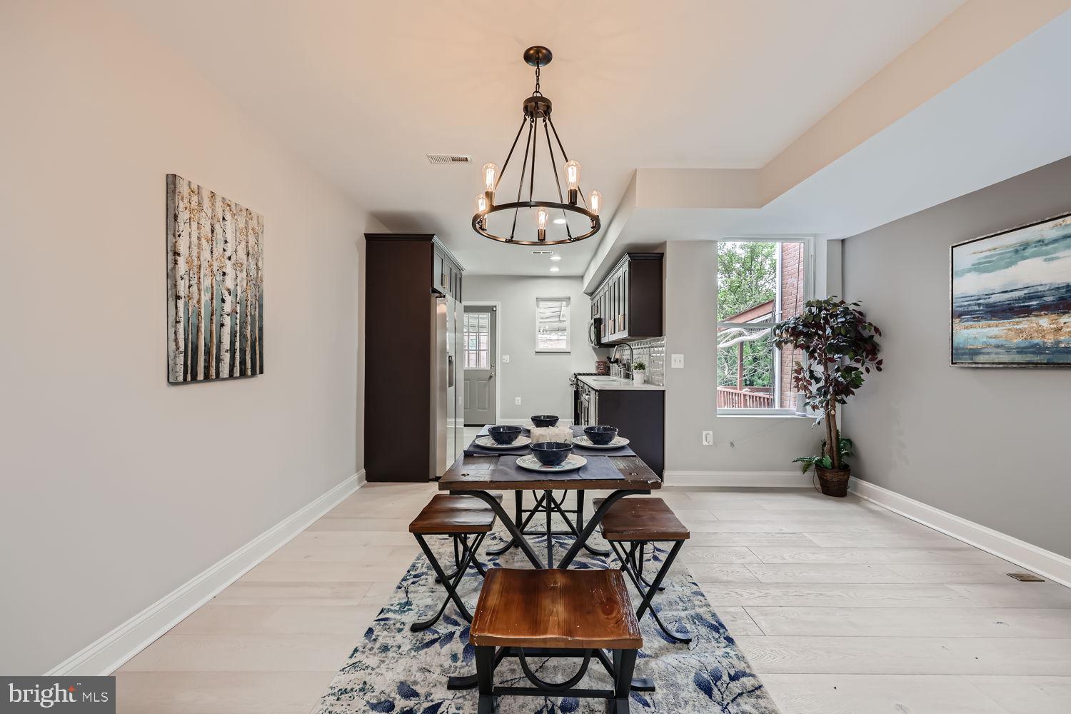 MONTEBELLO - Residential