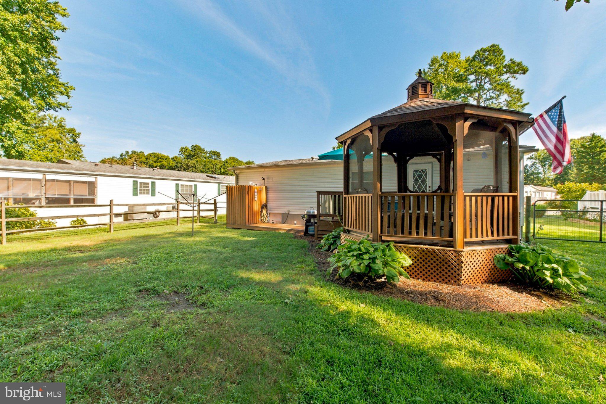 27 WHITE PINE DRIVE