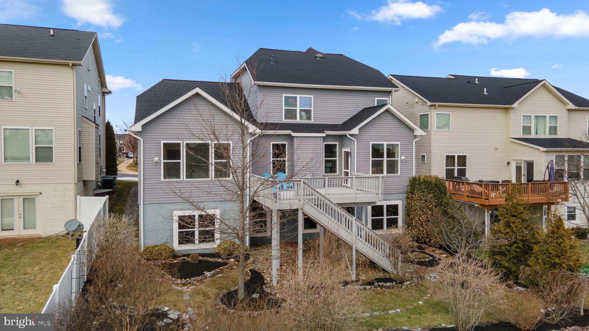 TUSCARORA CREEK - Residential