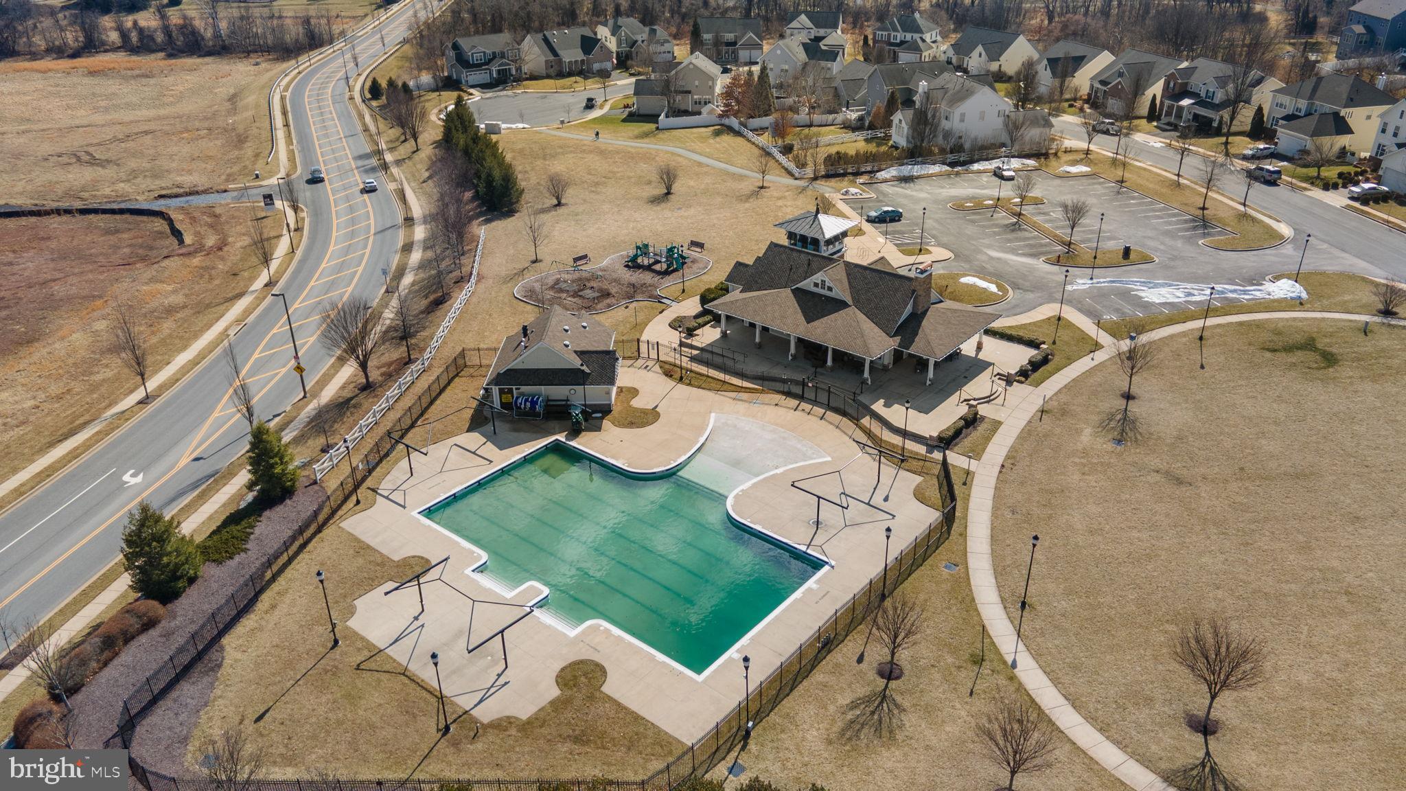 TUSCARORA CREEK - Residential