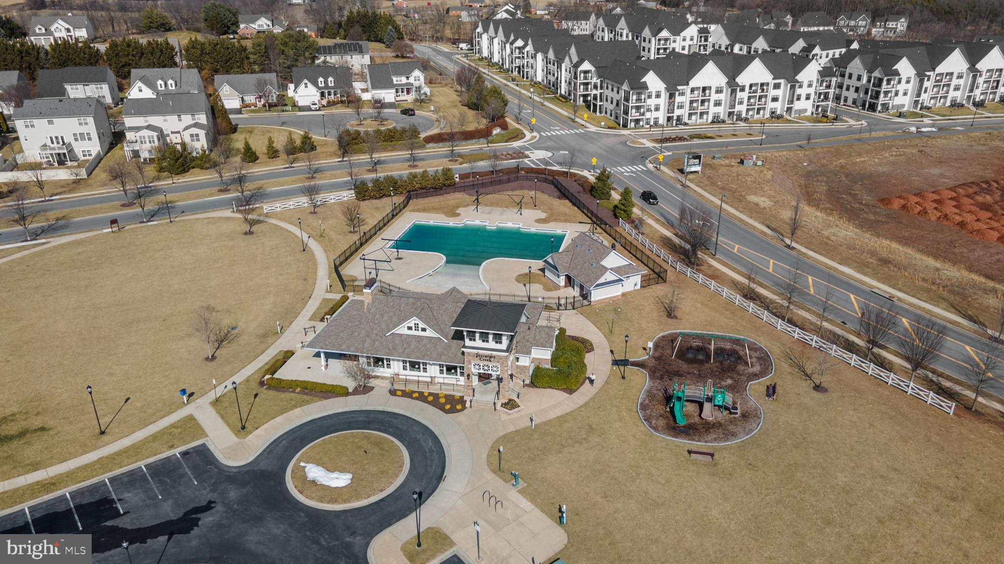 TUSCARORA CREEK - Residential