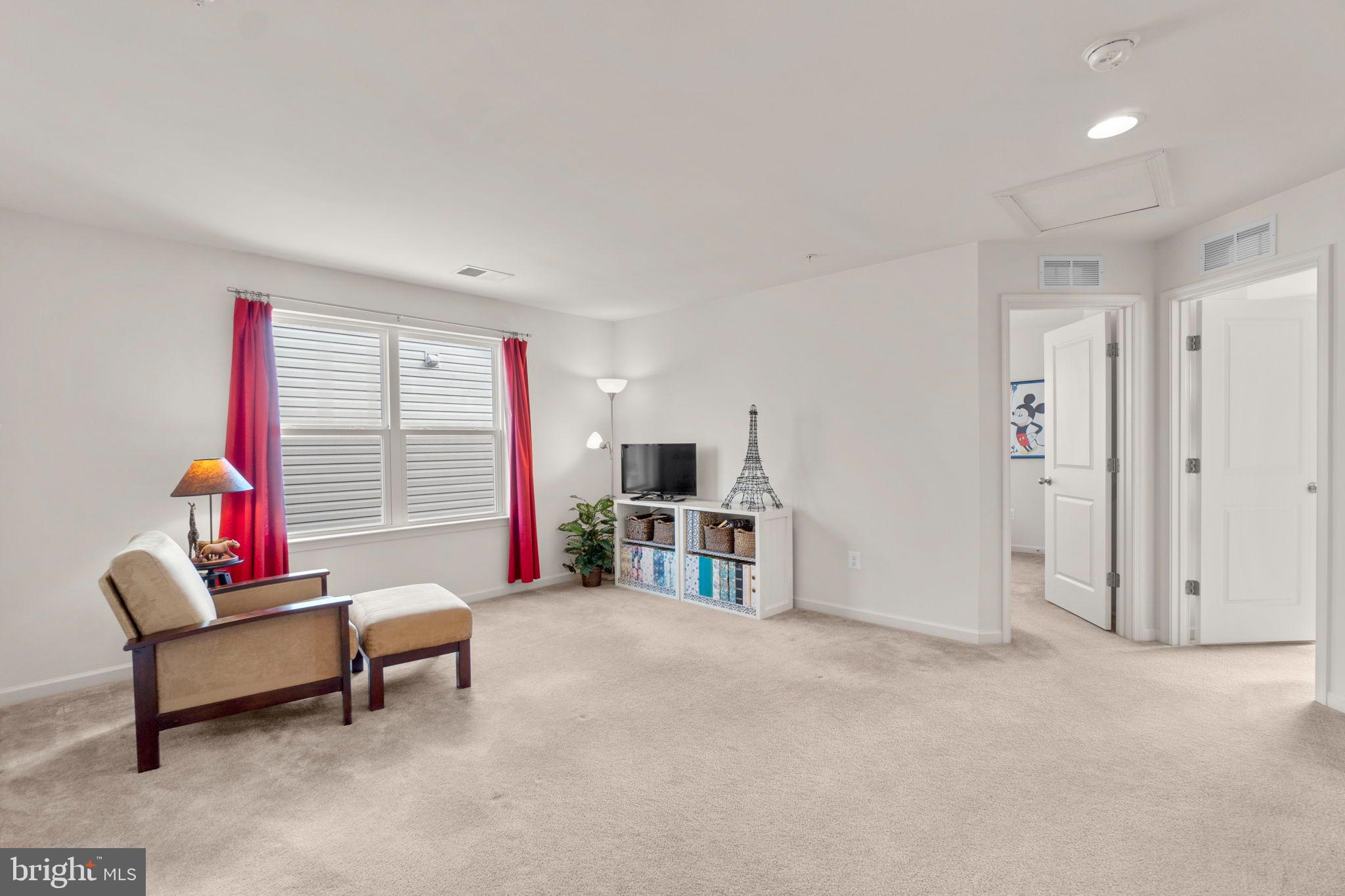 TUSCARORA CREEK - Residential