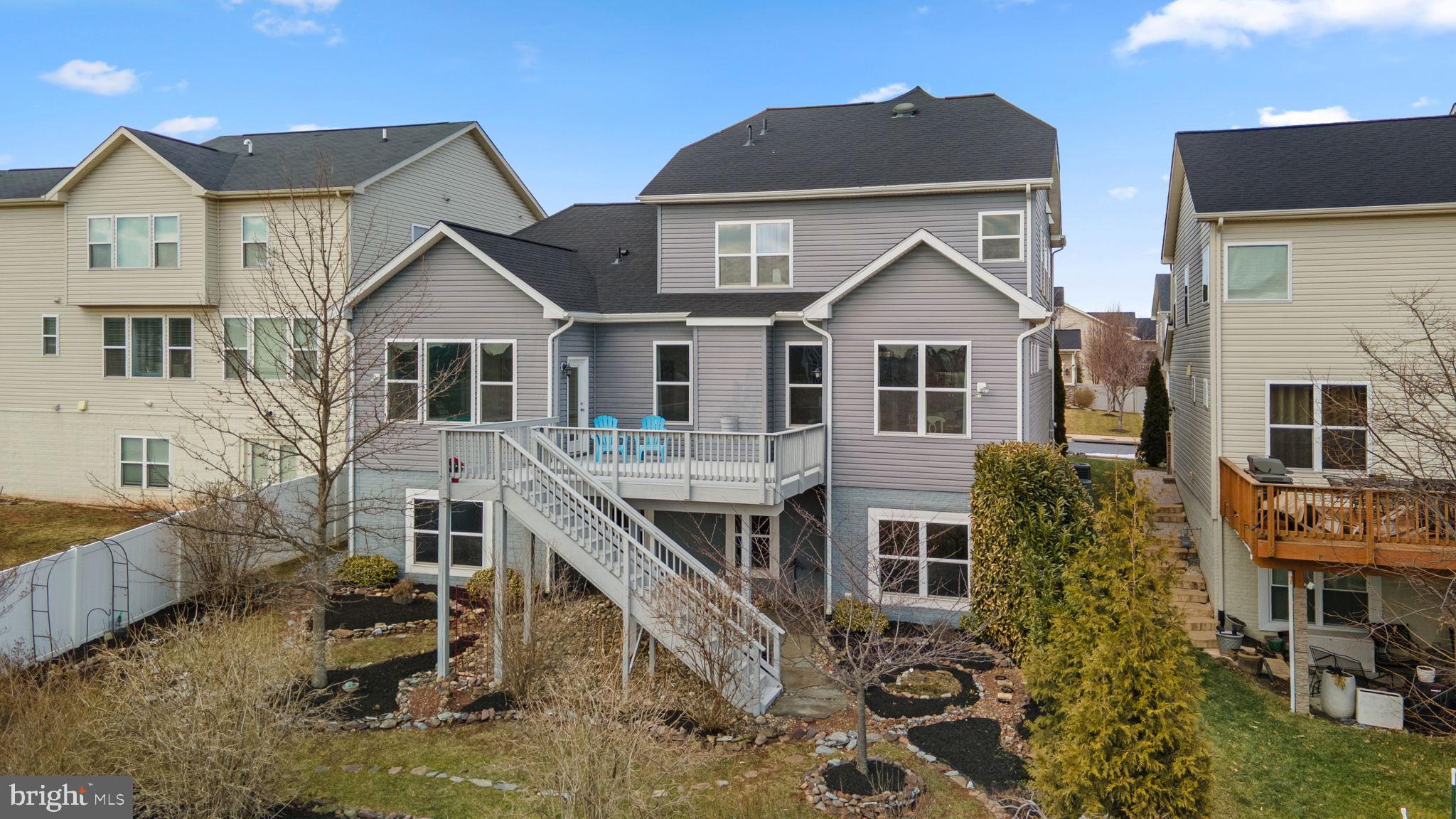 TUSCARORA CREEK - Residential