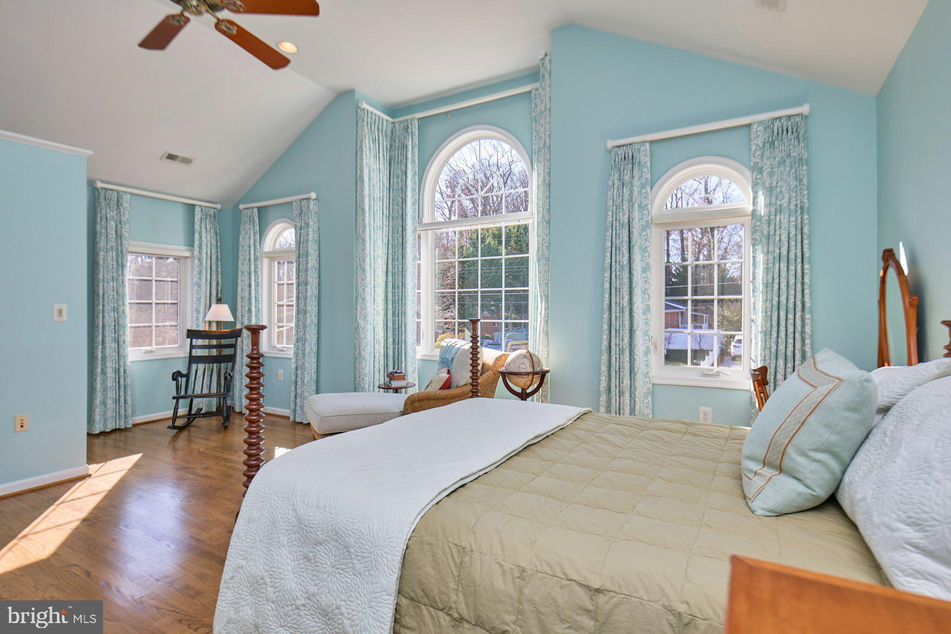 SLEEPY HOLLOW - Residential