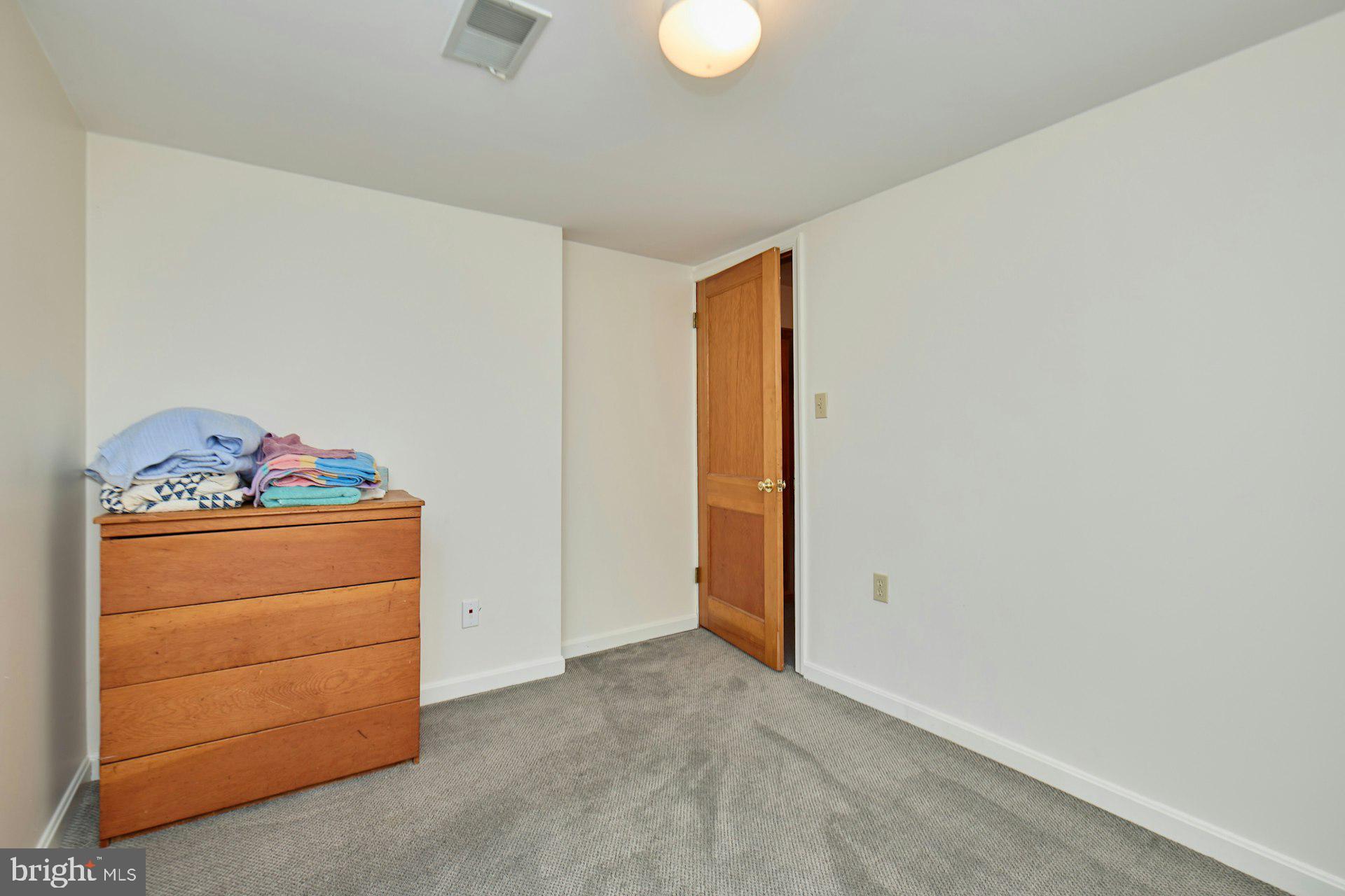 SLEEPY HOLLOW - Residential