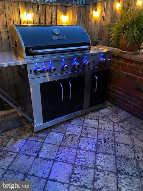 WHITMAN - Residential