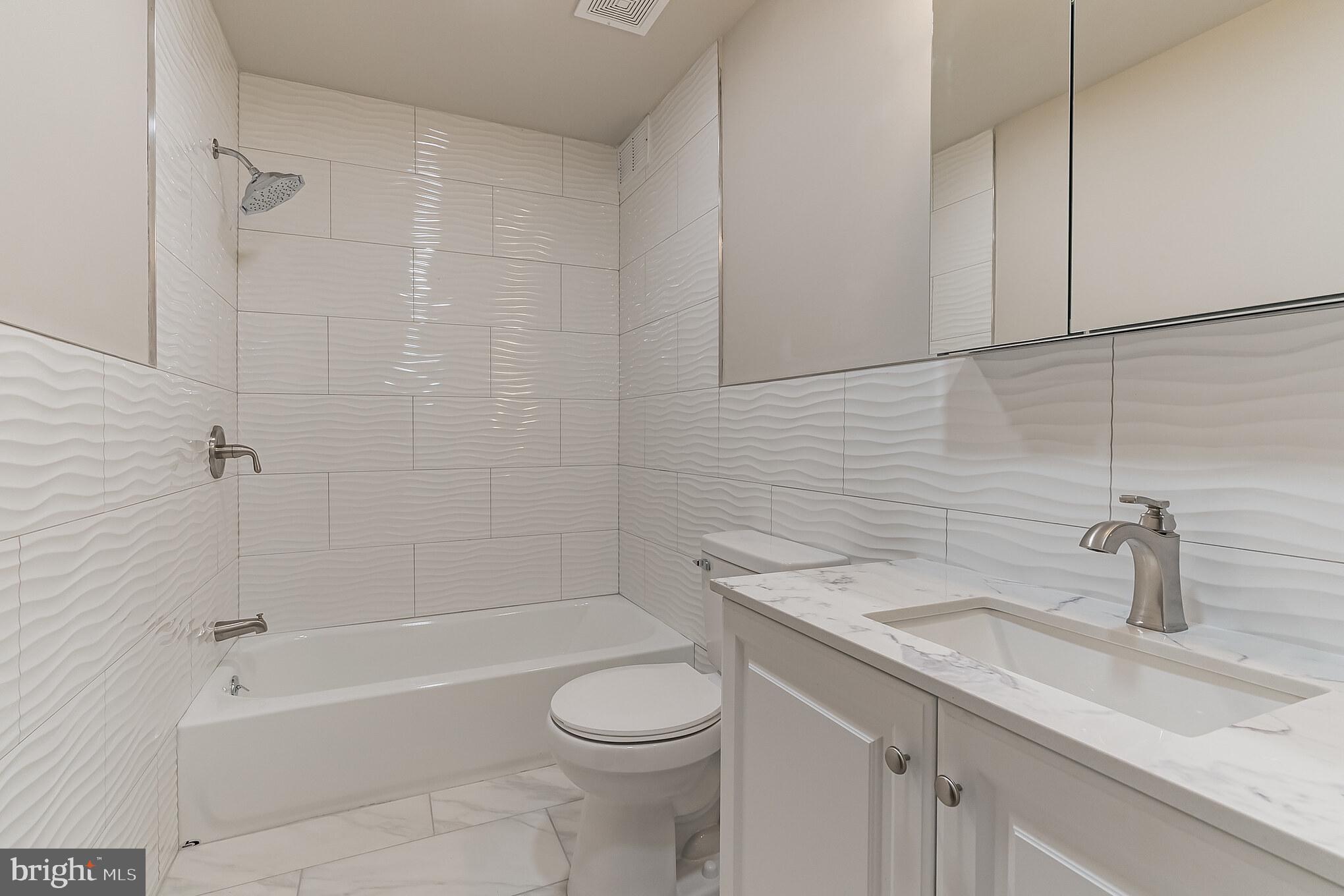 WHITMAN - Residential