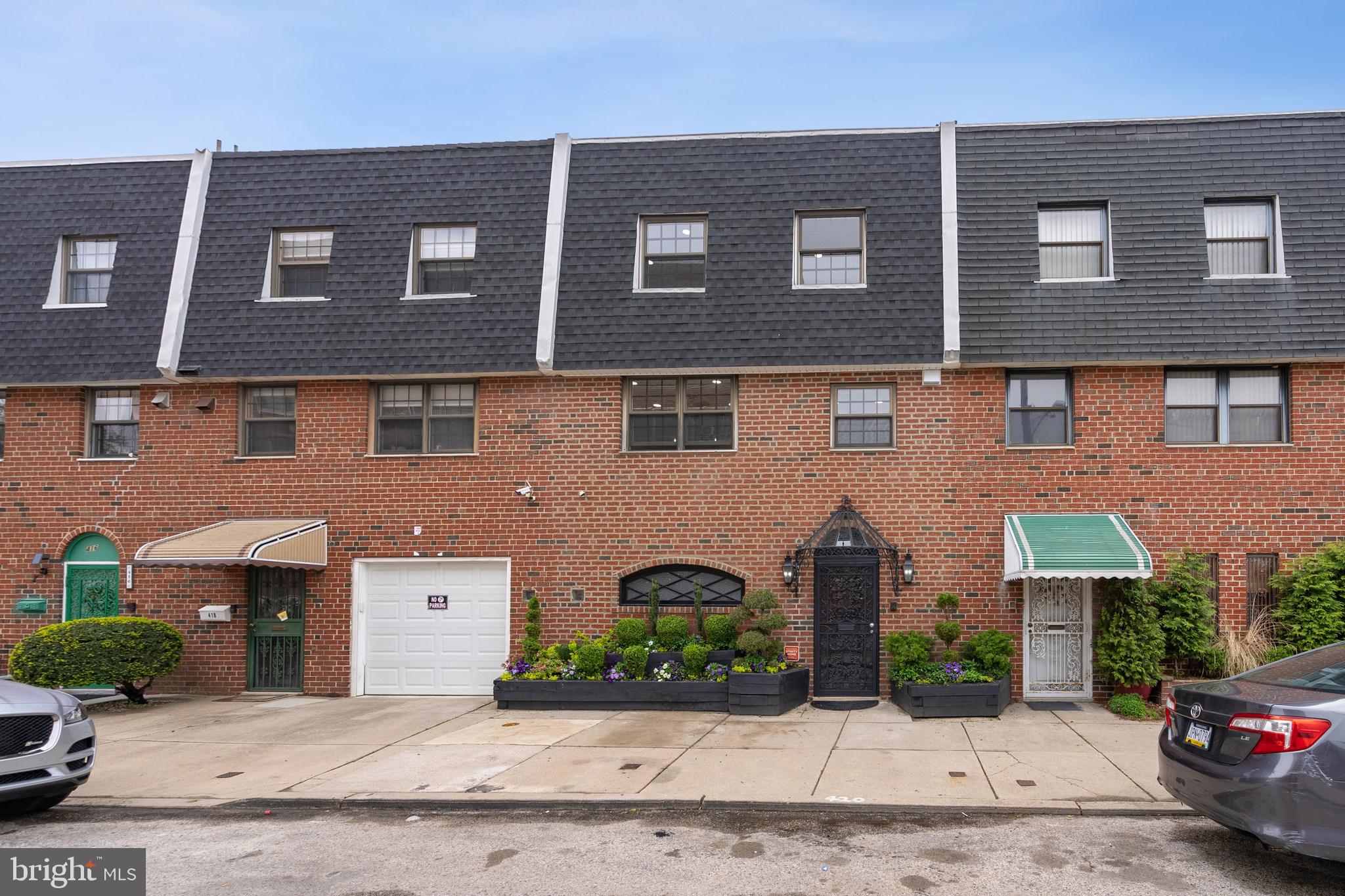 WHITMAN - Residential