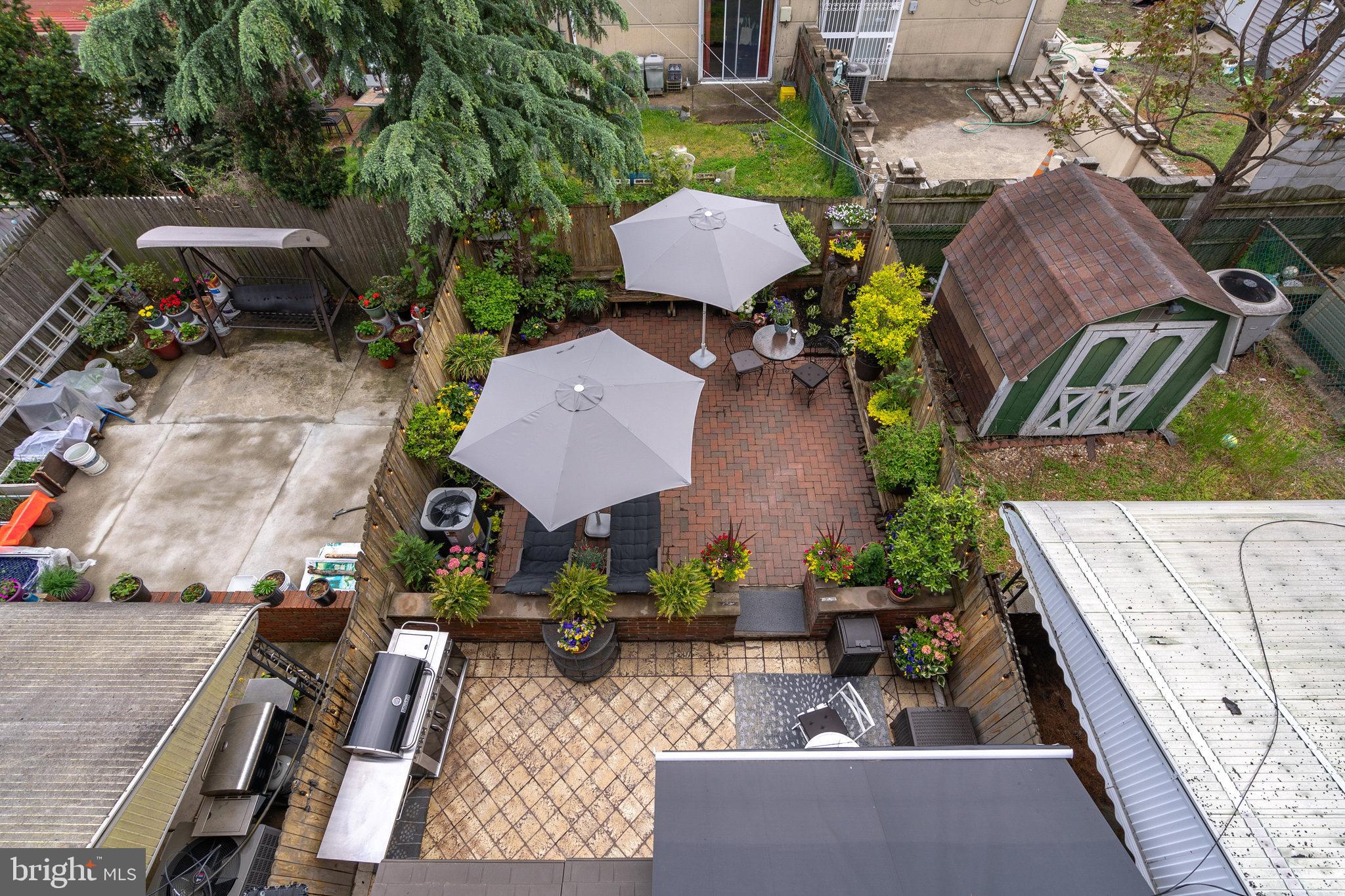 WHITMAN - Residential