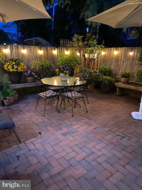 WHITMAN - Residential