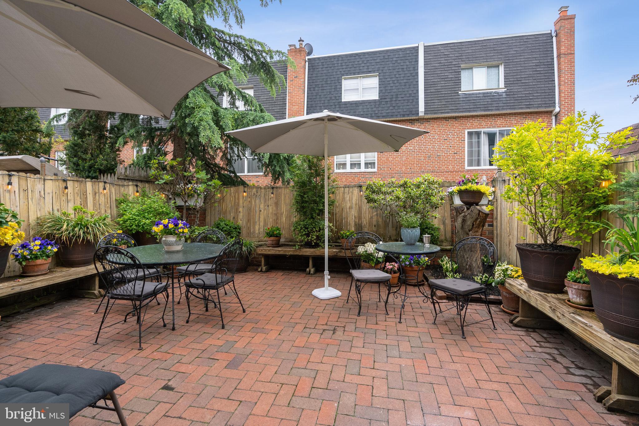 WHITMAN - Residential