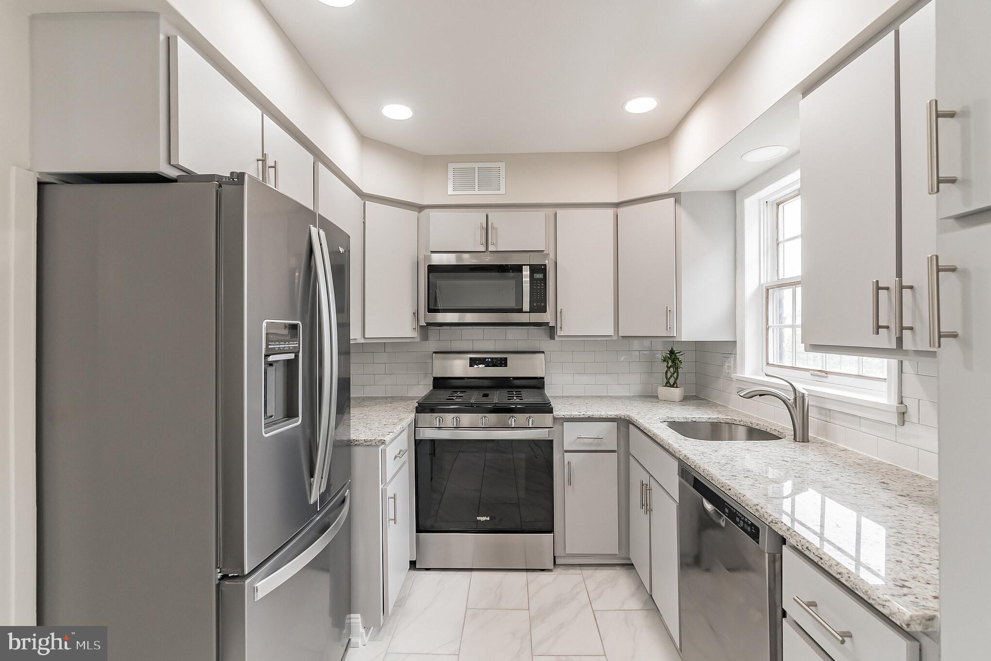 WHITMAN - Residential