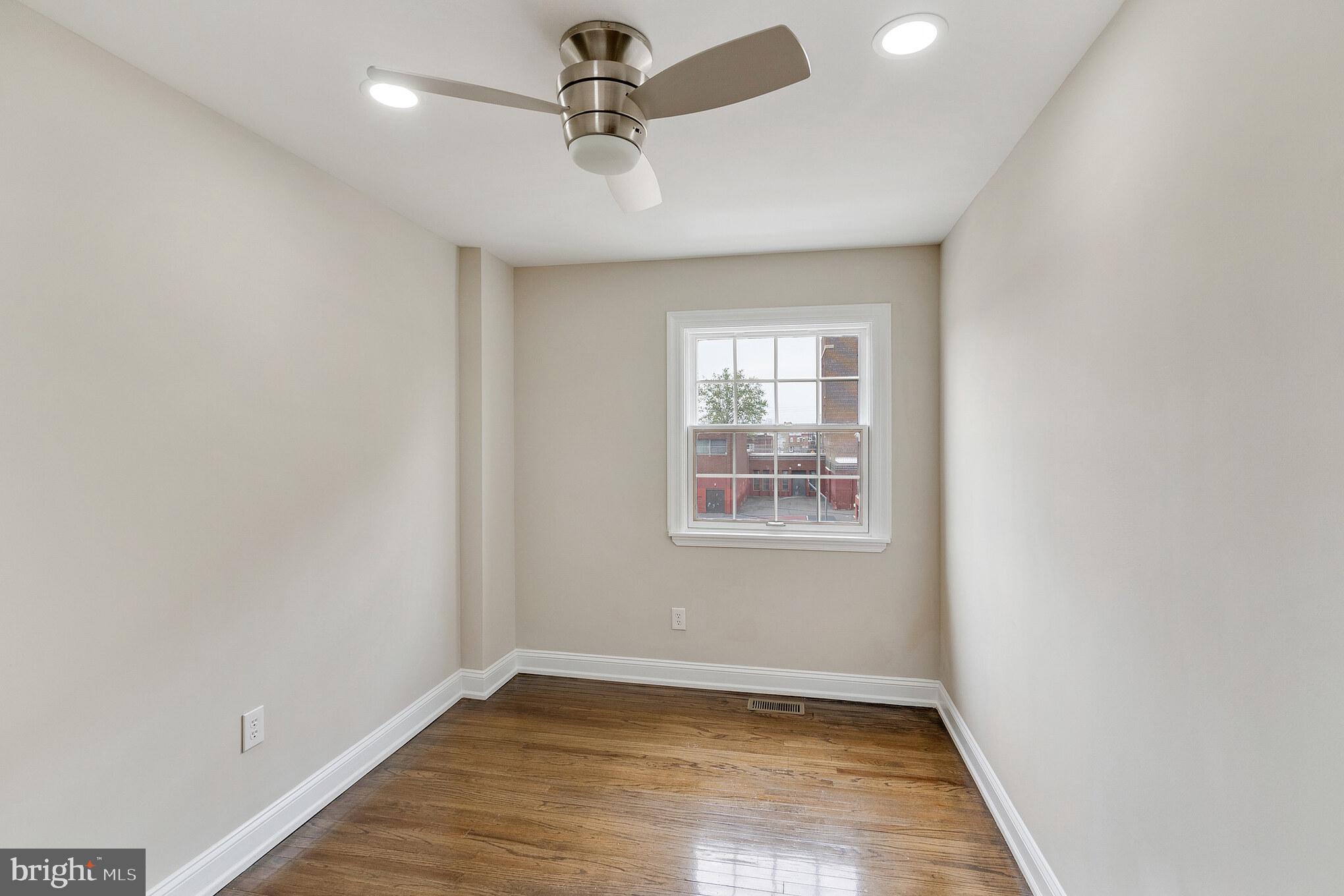 WHITMAN - Residential