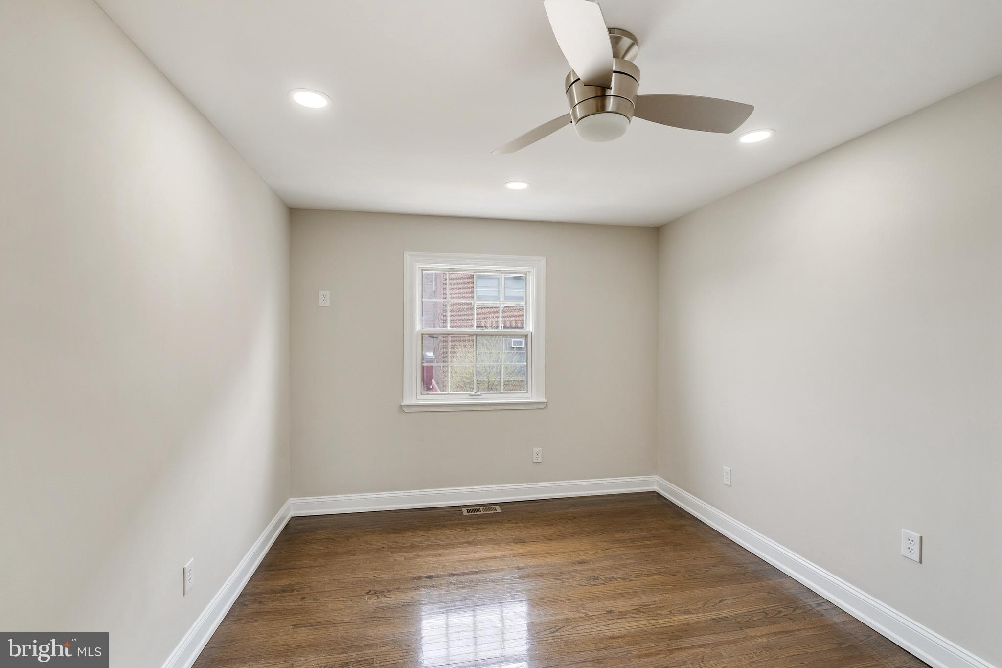 WHITMAN - Residential