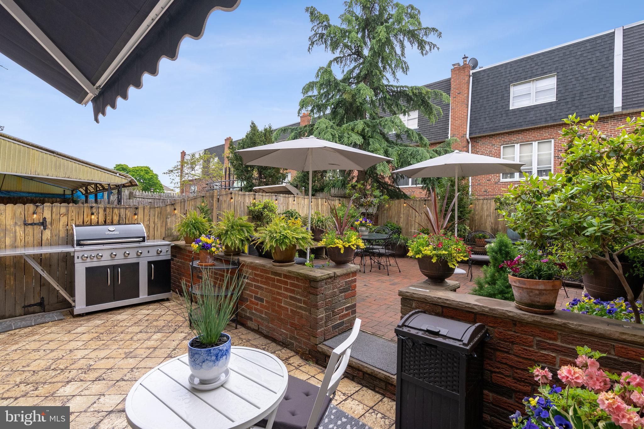 WHITMAN - Residential