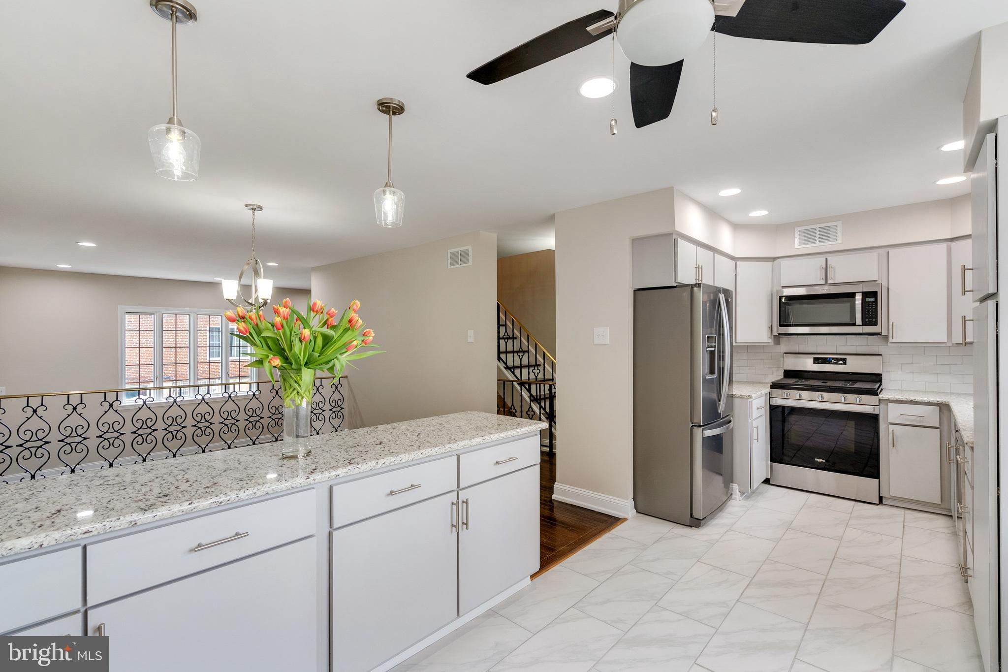 WHITMAN - Residential