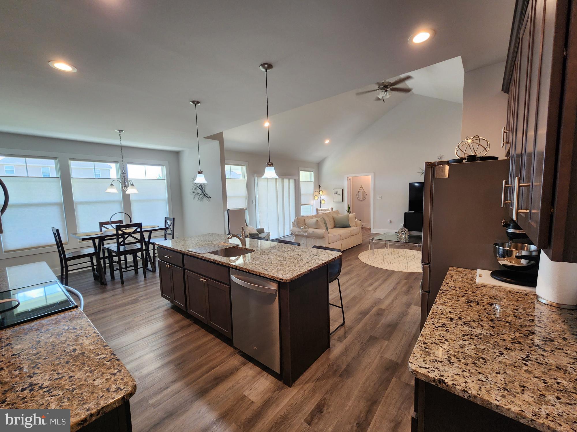 QUAIL RIDGE - Residential