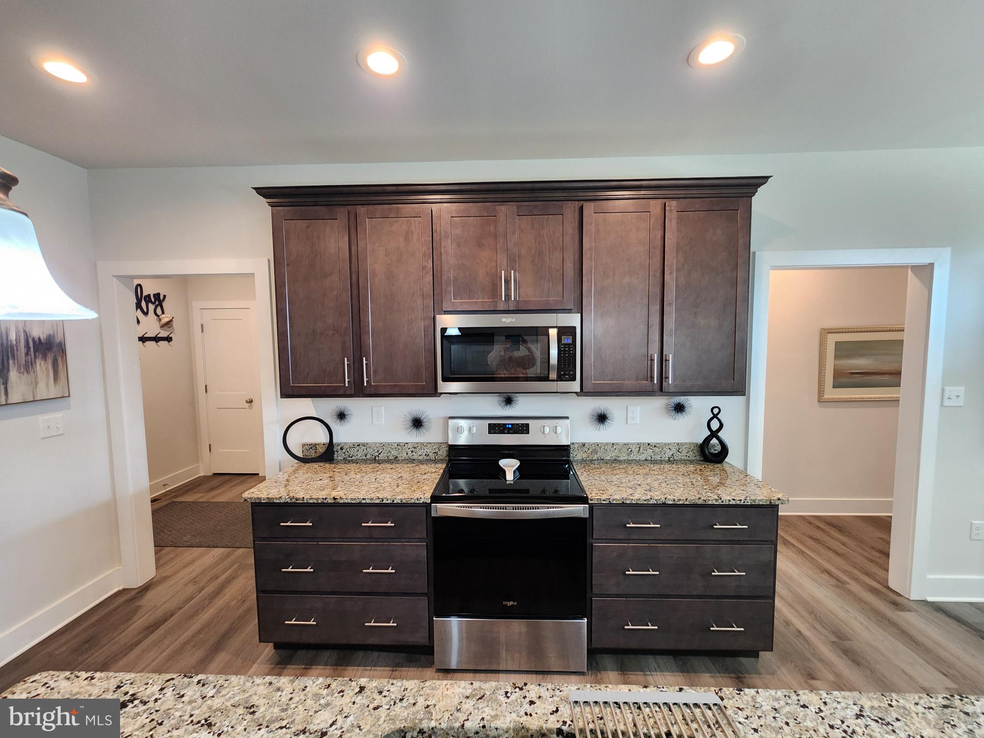 QUAIL RIDGE - Residential