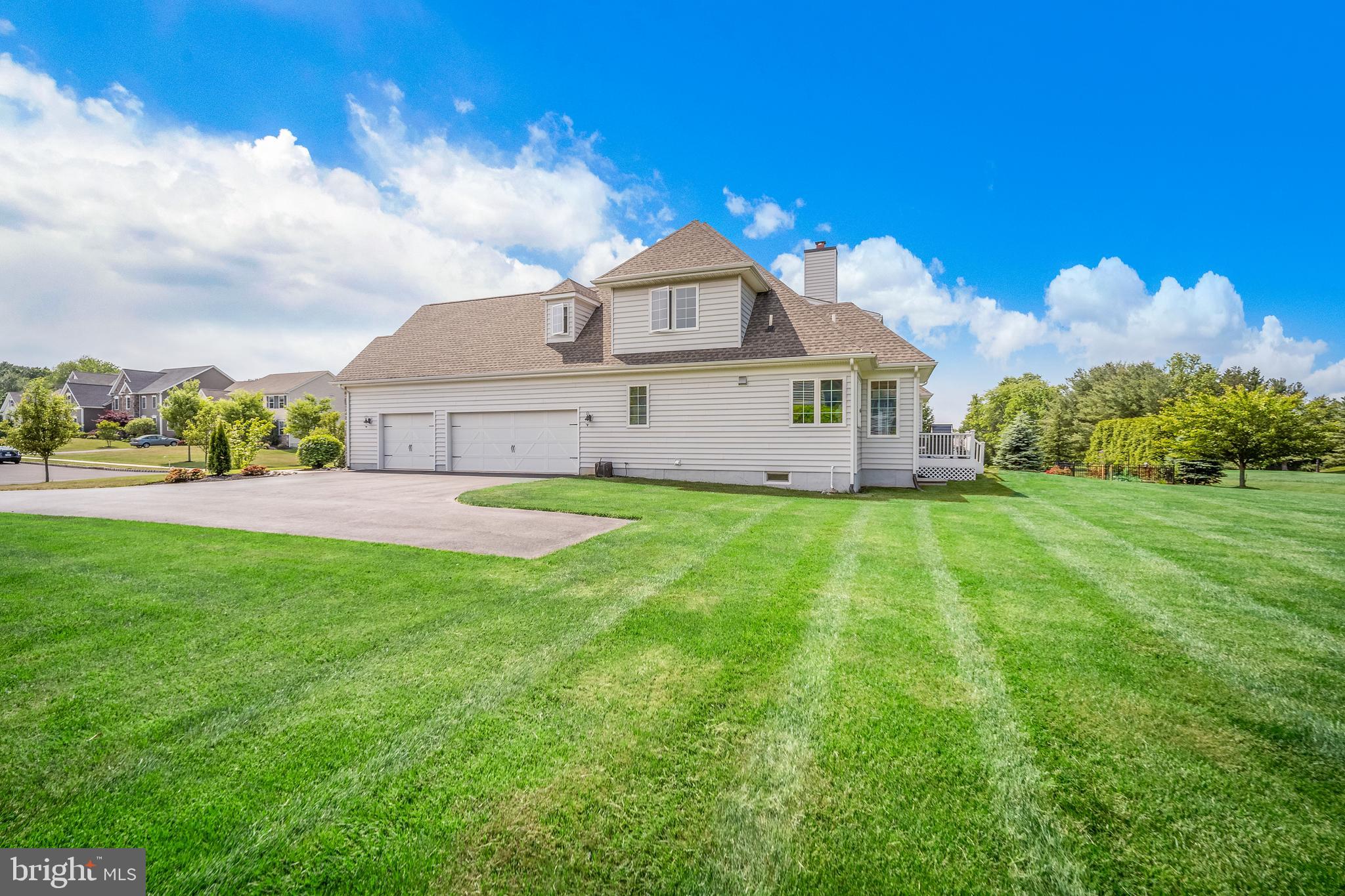 POETS WALK - Residential