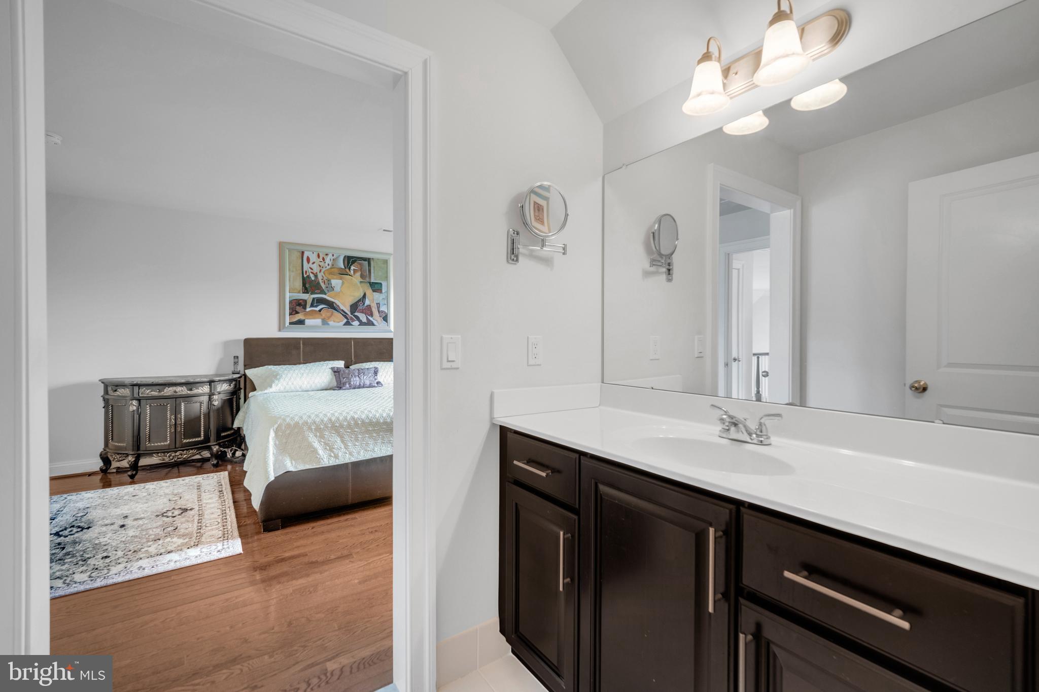 POETS WALK - Residential