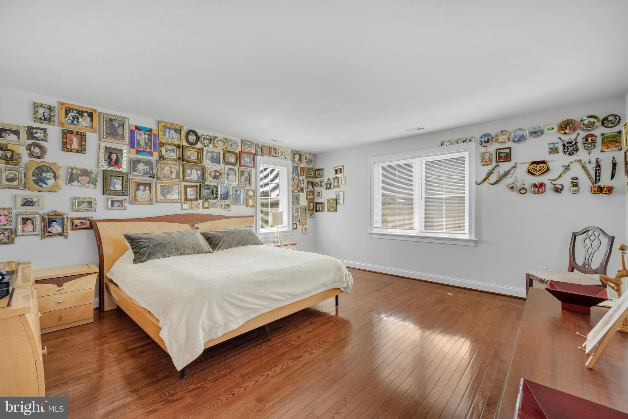 POETS WALK - Residential