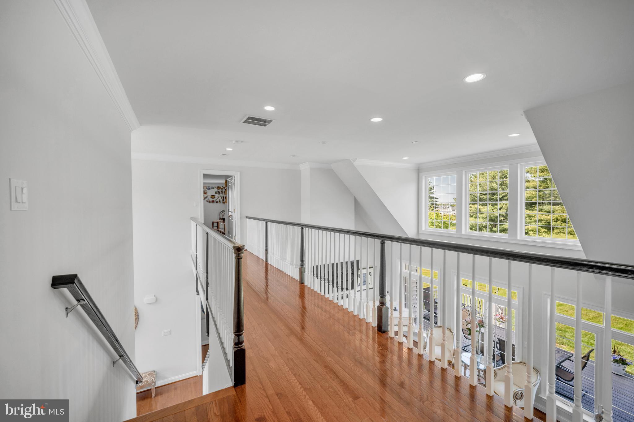 POETS WALK - Residential