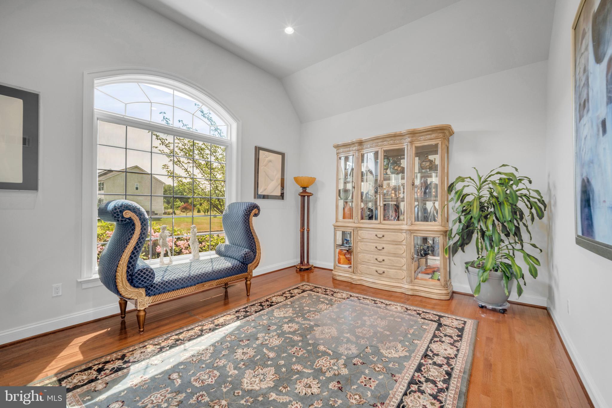 POETS WALK - Residential