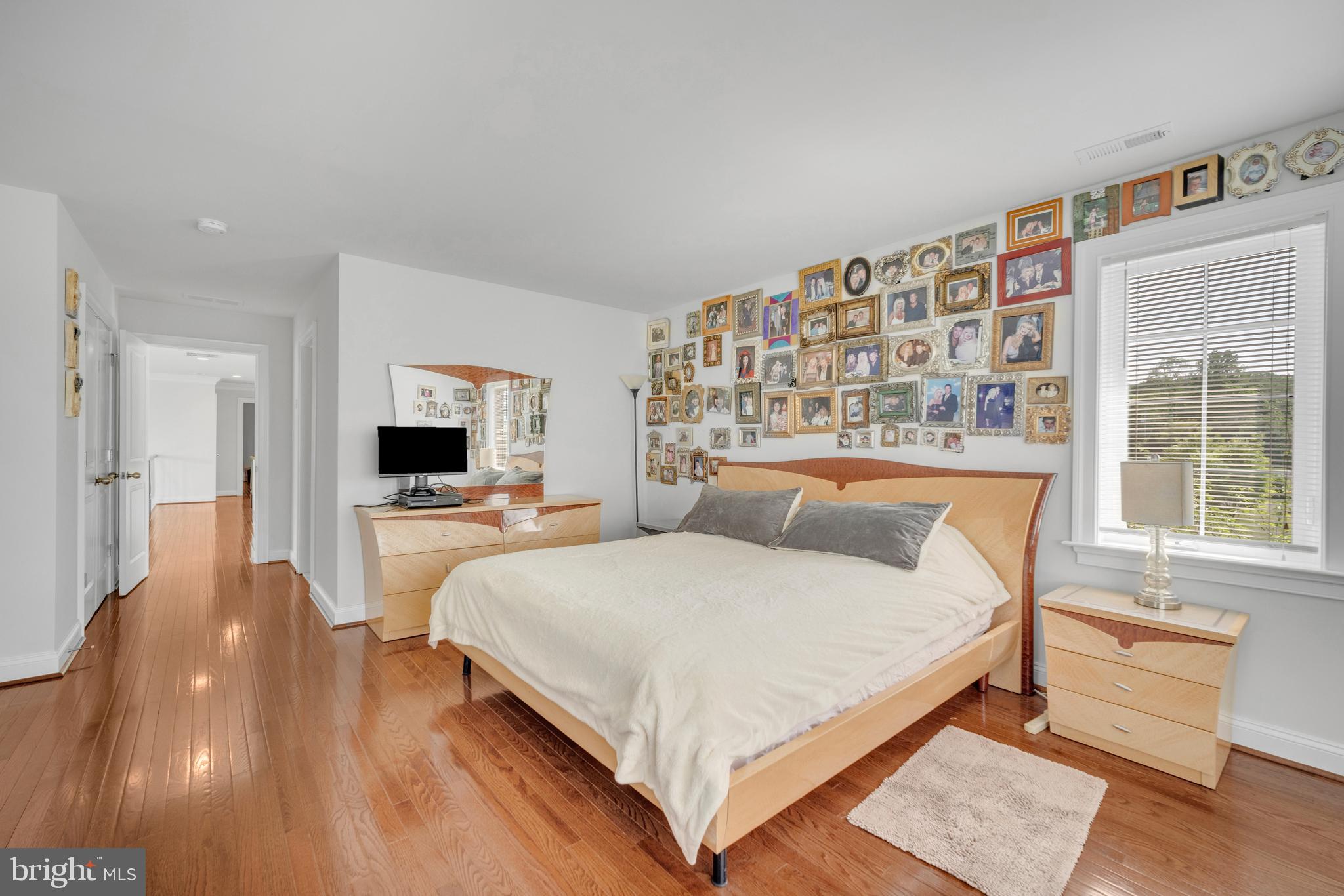 POETS WALK - Residential