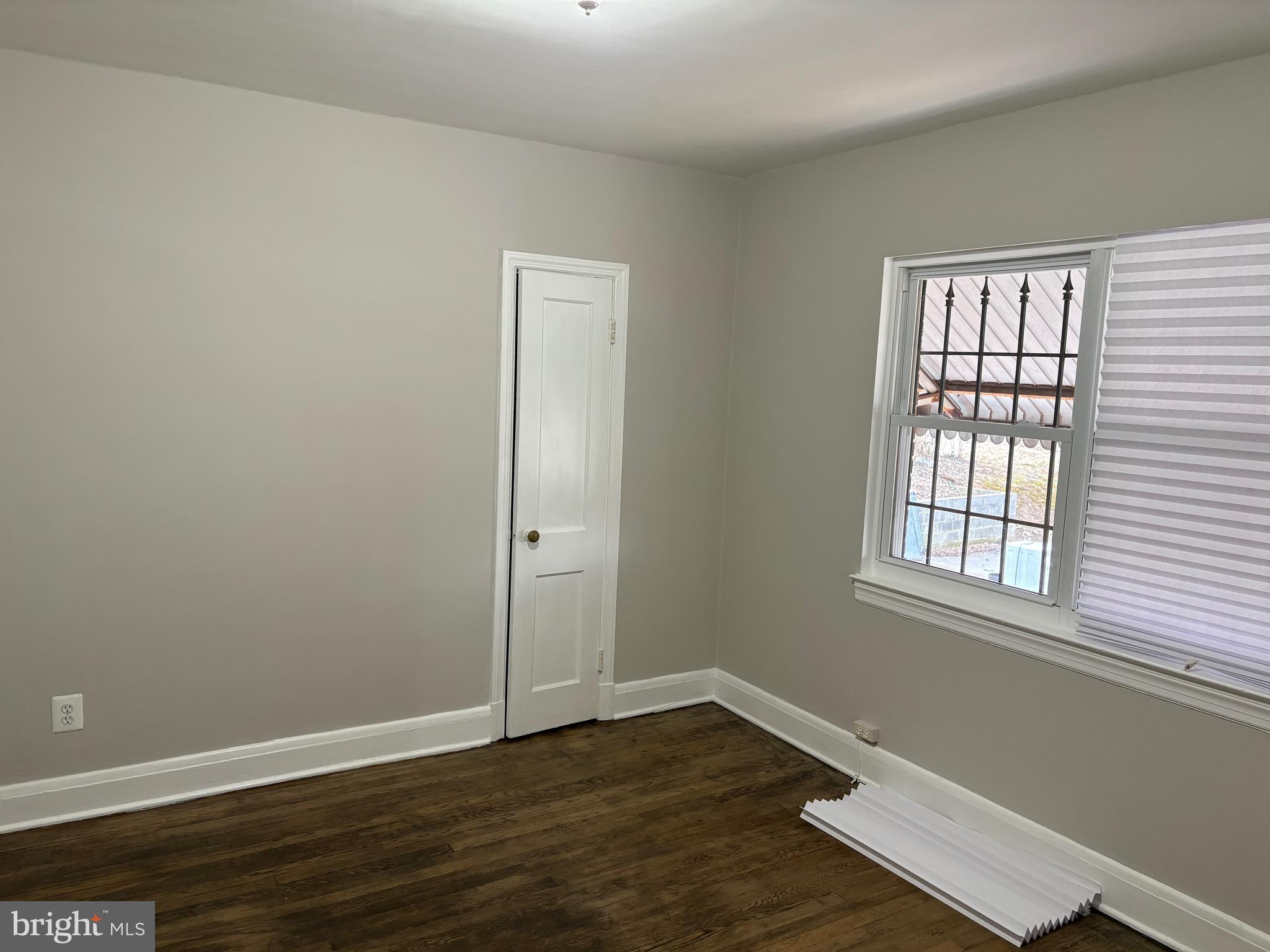 WINDSOR HILLS - Residential