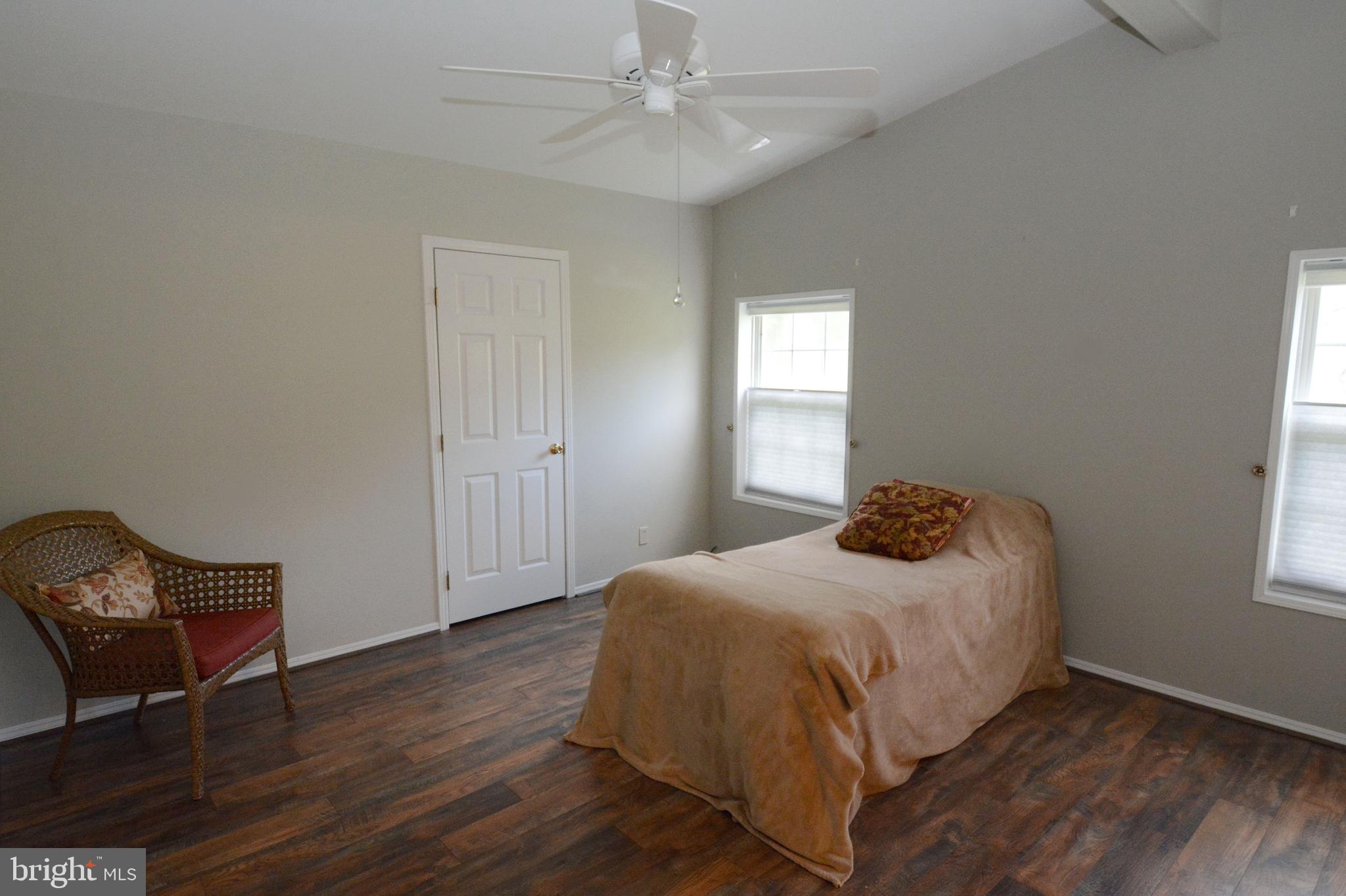 HIDDEN SPRINGS - Residential