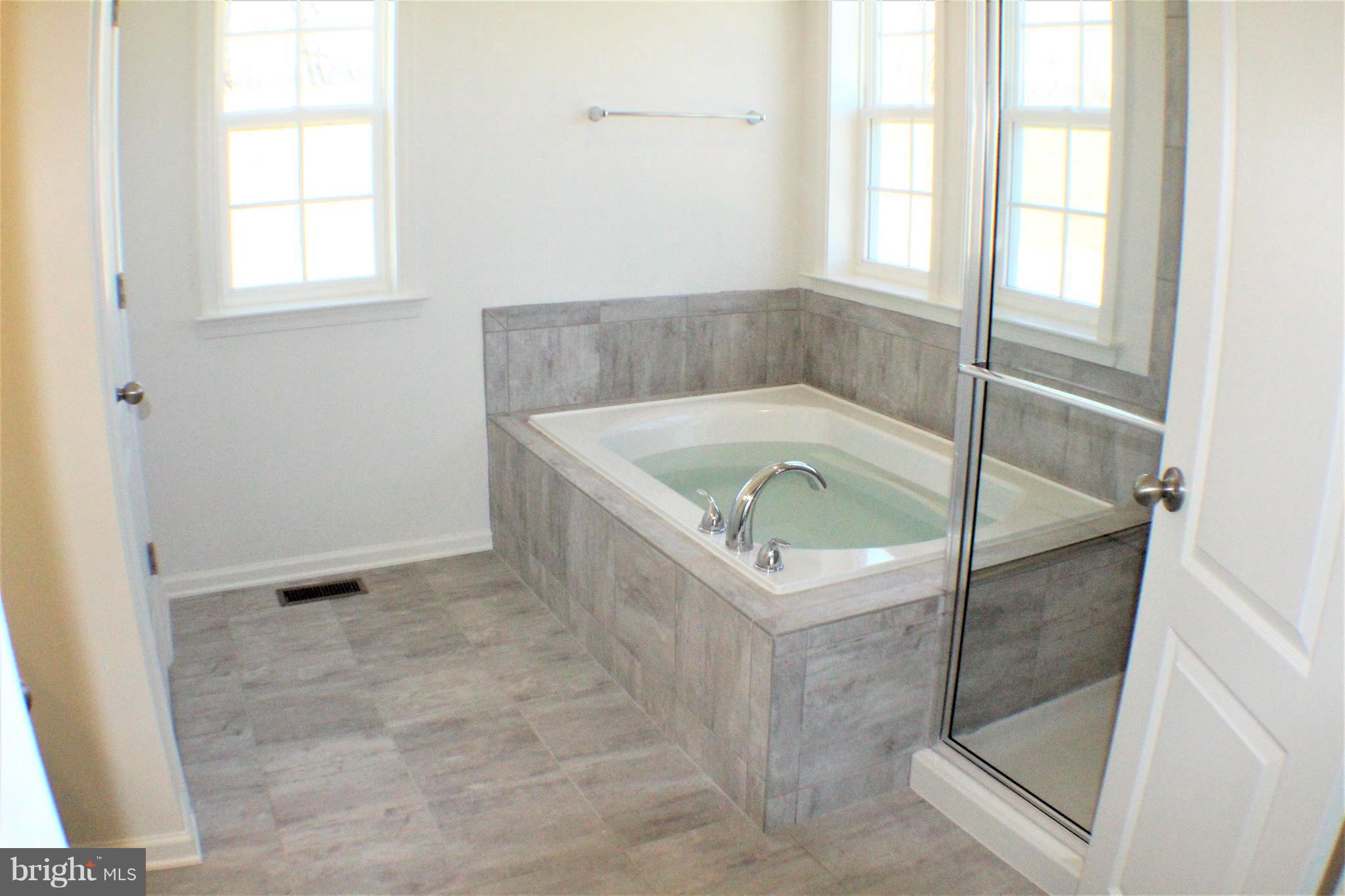 RIDGES OF TUSCARORA - Residential