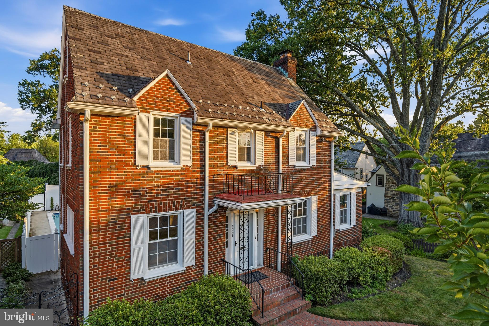 1328 JUNIPER STREET NW